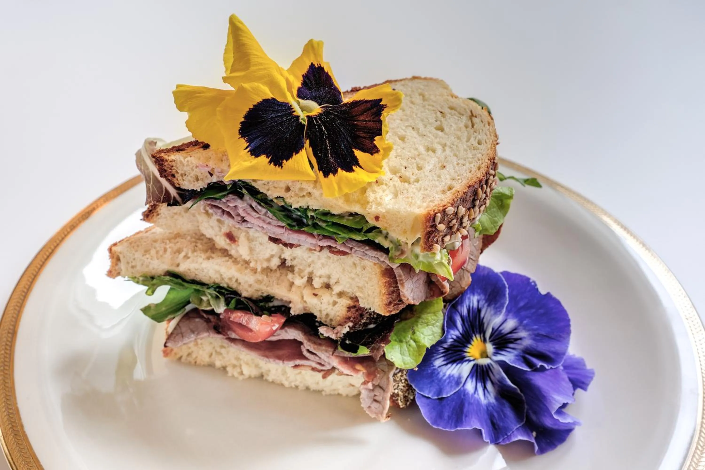 Restaurant/places to eat in Mangili Garden Hotel