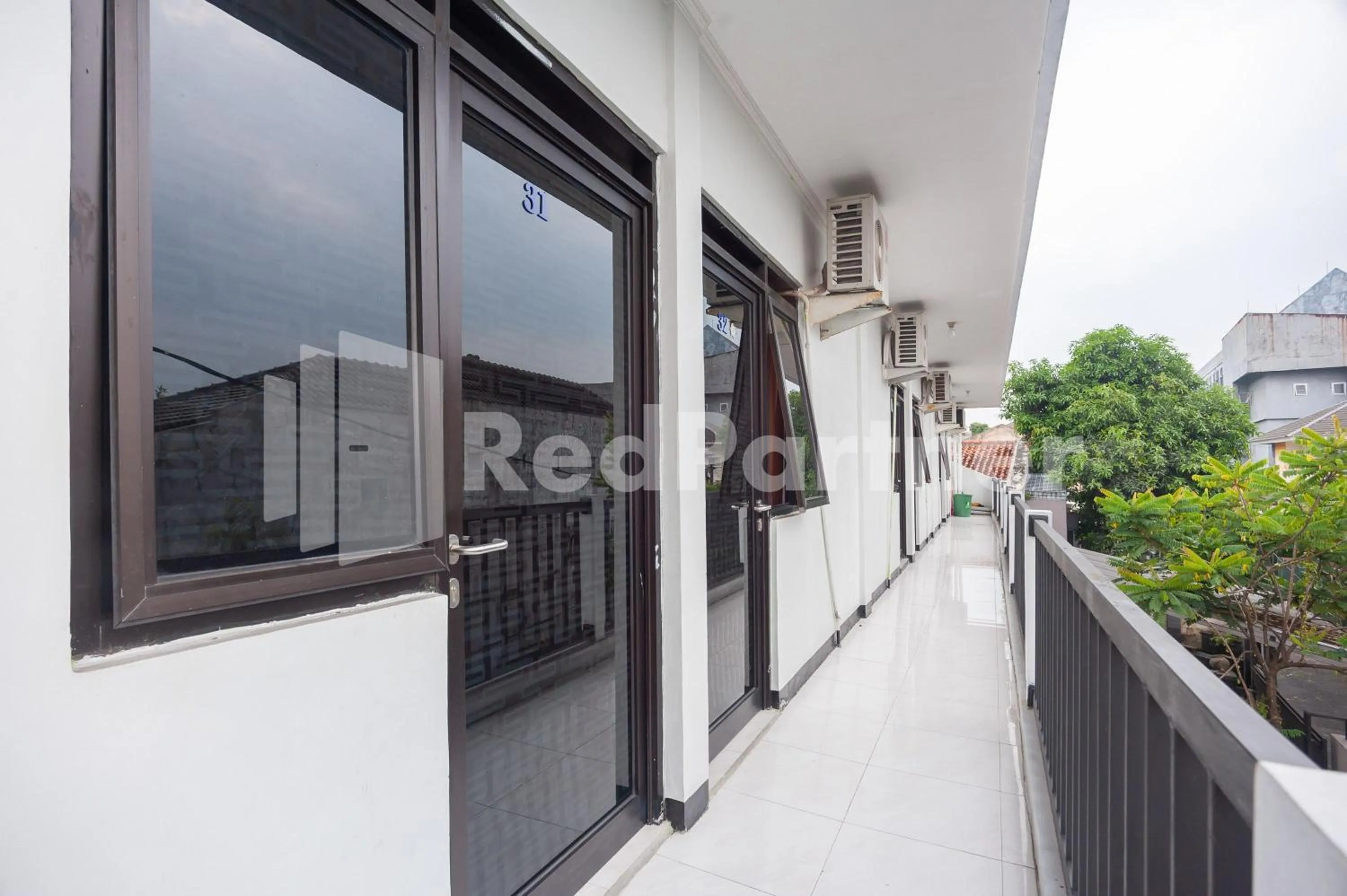 Property building in Wisma Juanda Bogor Mitra RedDoorz