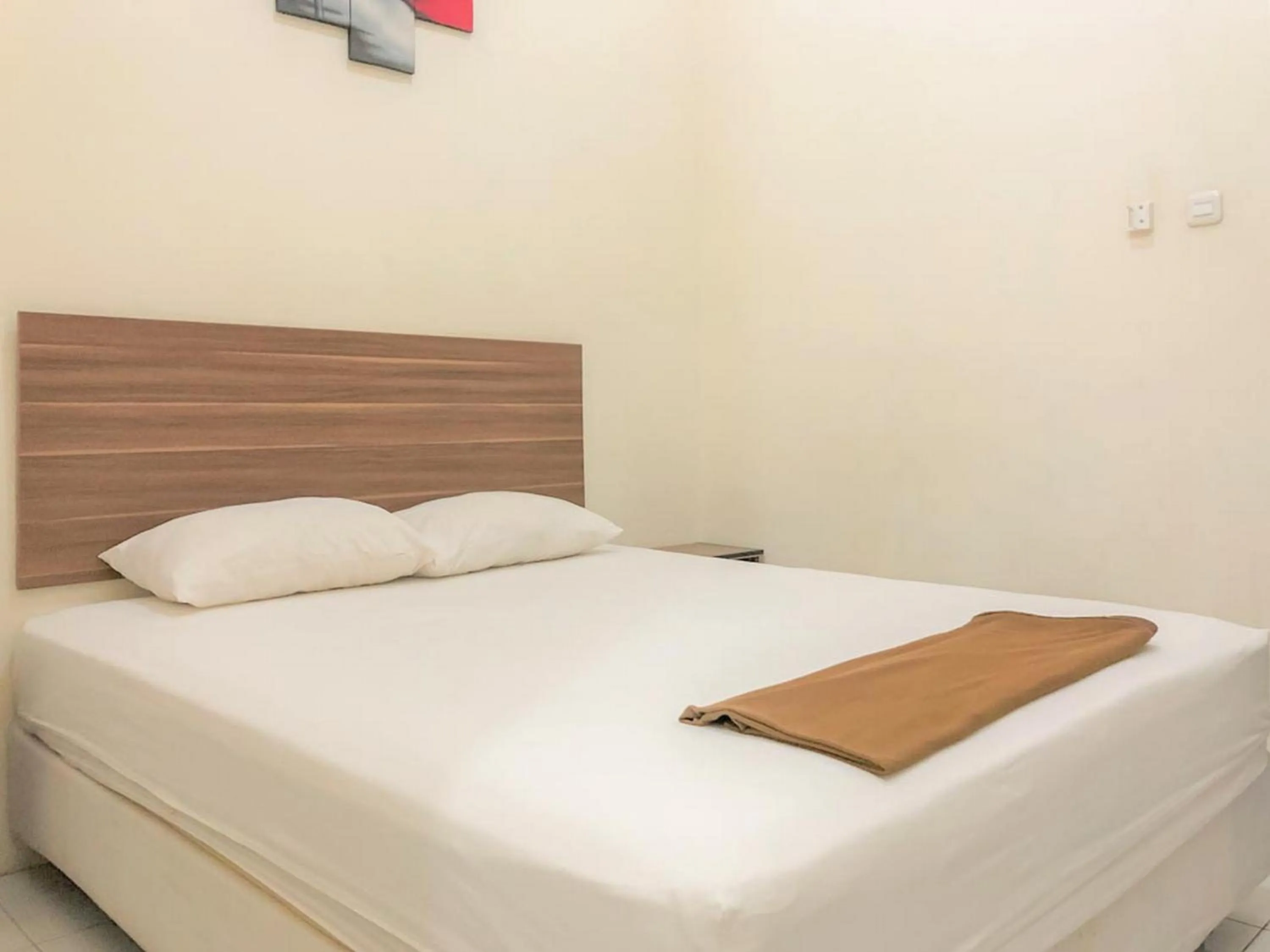 Bedroom, Bed in Hotel Lido 88 Sorong Mitra RedDoorz