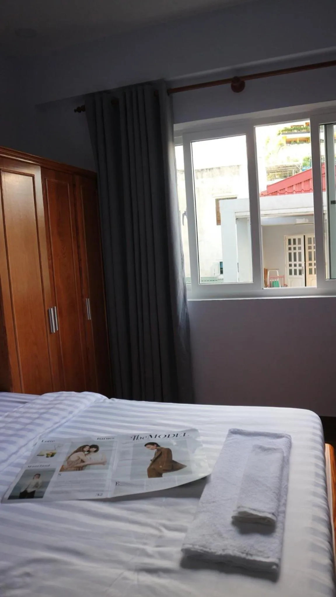 Photo of the whole room, Bed in 102 House