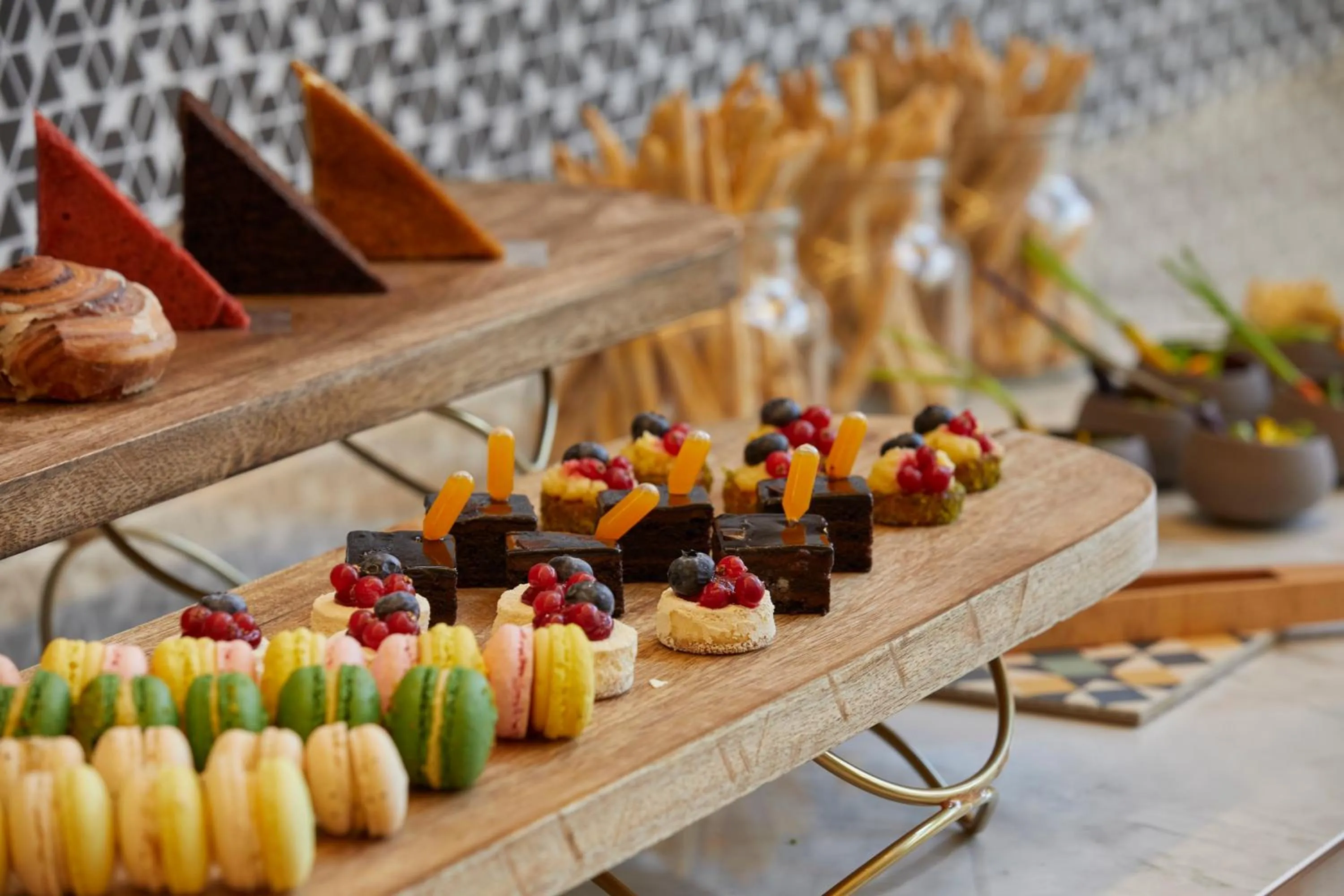 Lounge or bar in InterContinental Barcelona by IHG