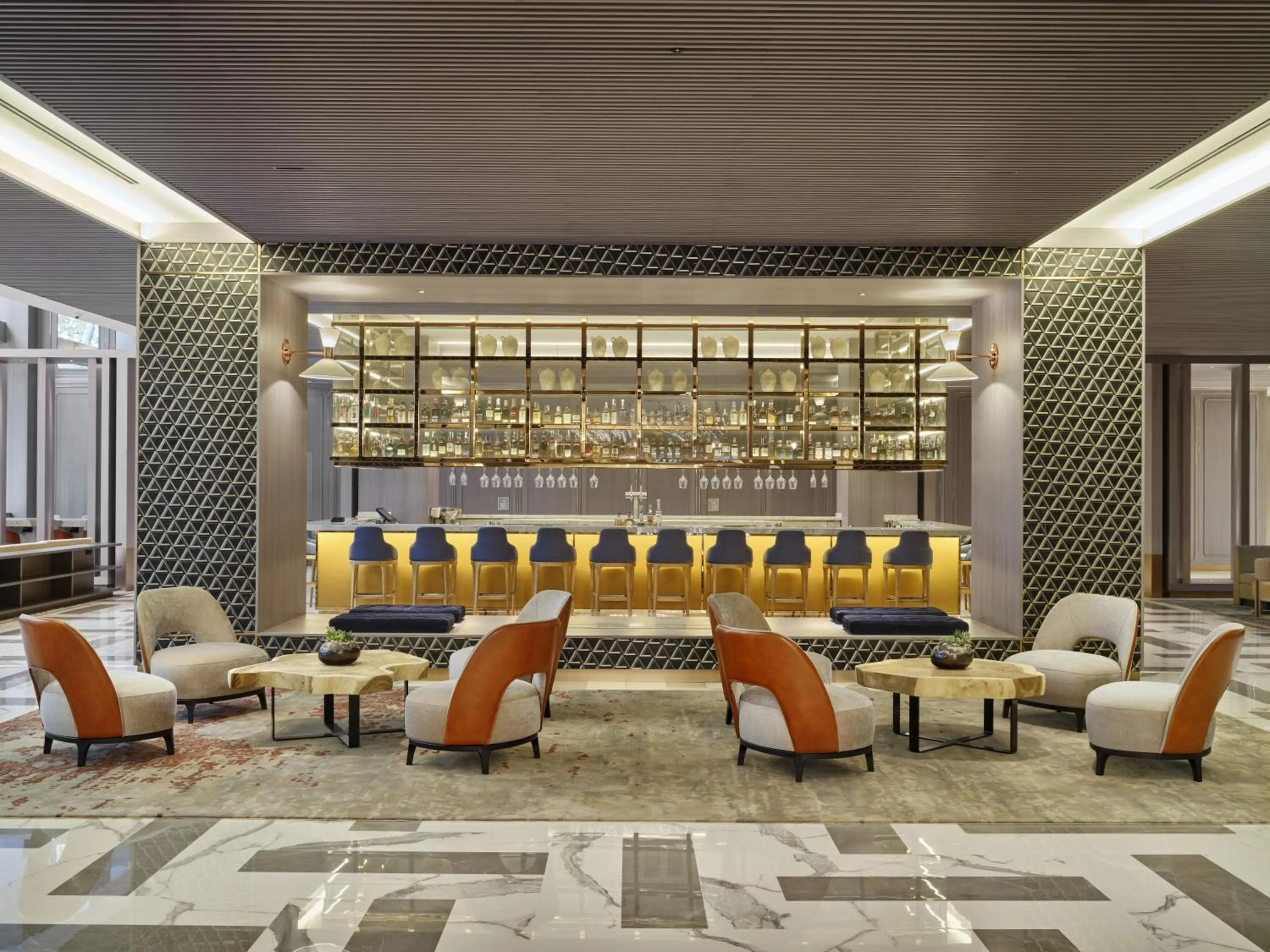 Lounge or bar in InterContinental Barcelona by IHG
