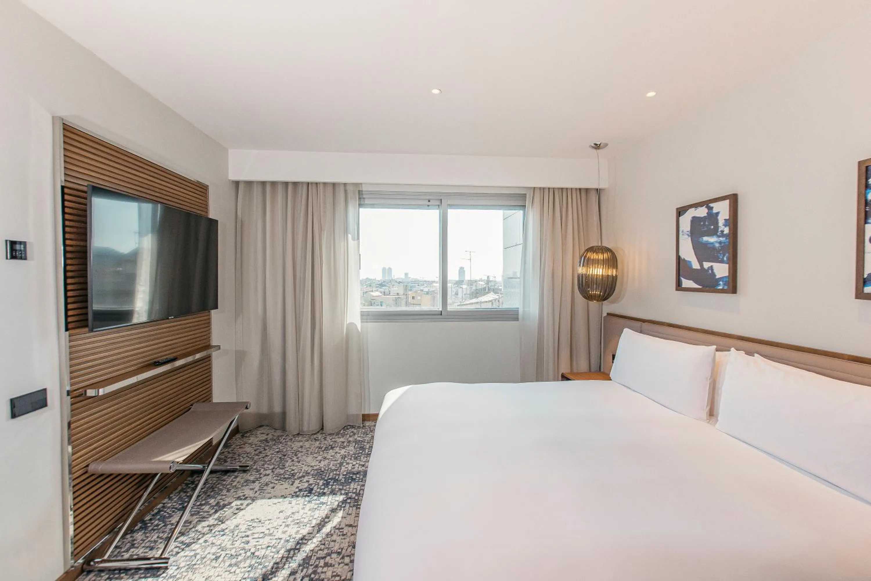 View (from property/room), Bed in InterContinental Barcelona by IHG