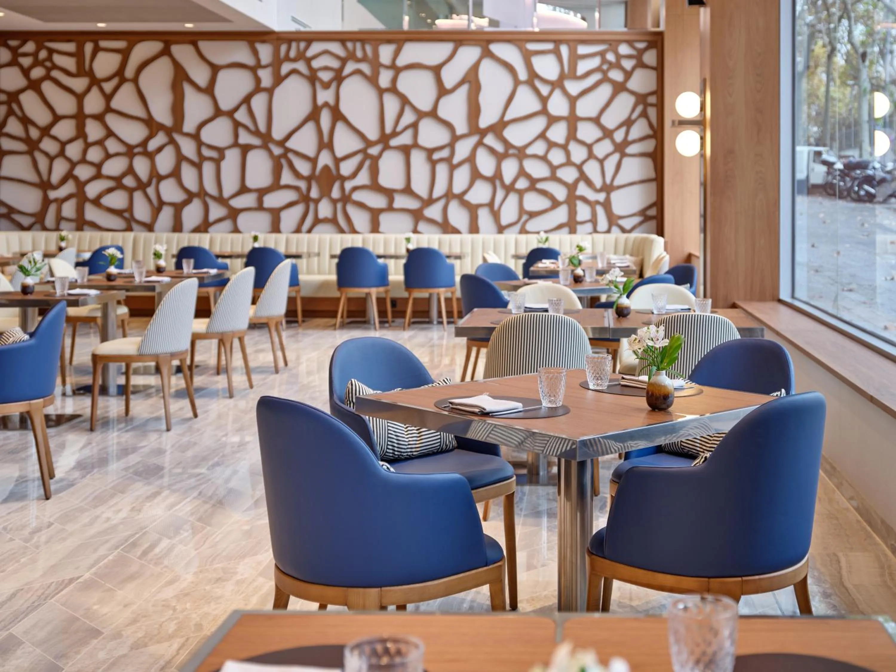 Restaurant/places to eat in InterContinental Barcelona by IHG