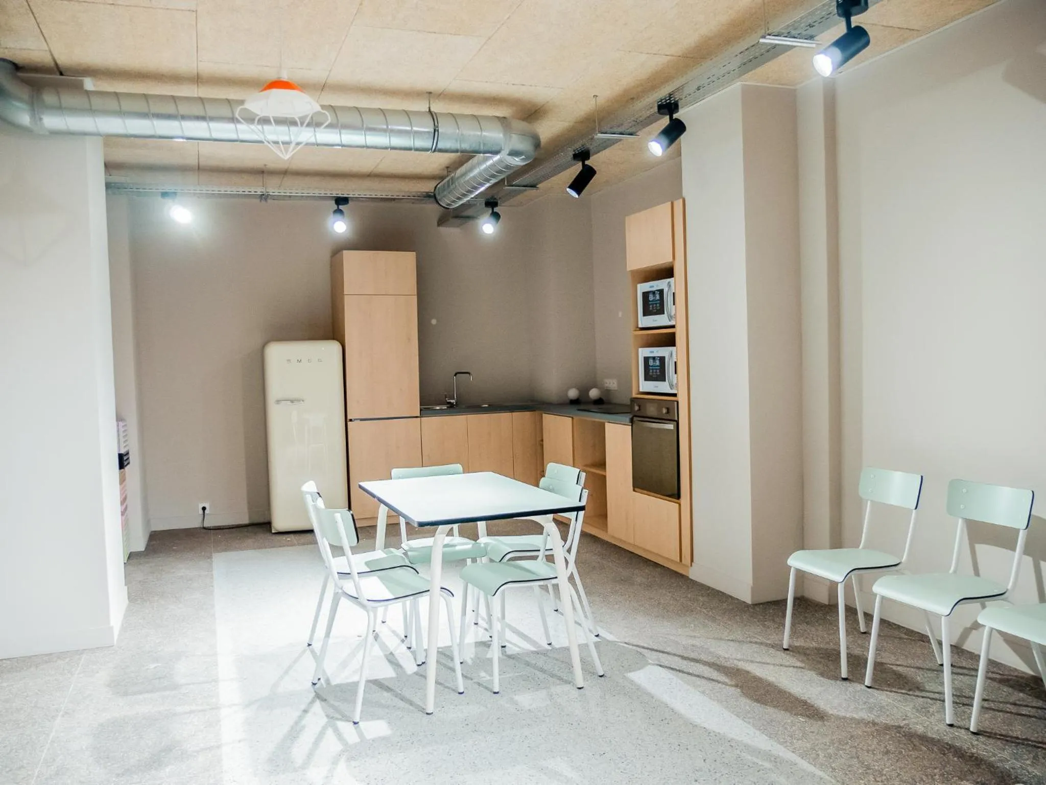 Communal kitchen in Ecla Paris Noisy-le-Grand