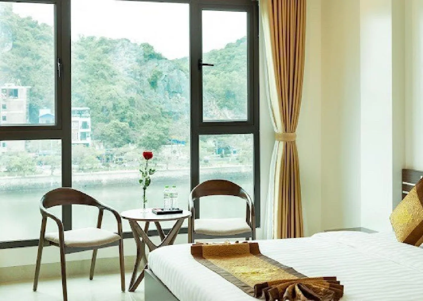 View (from property/room), Bed in Tung Quang Hotel