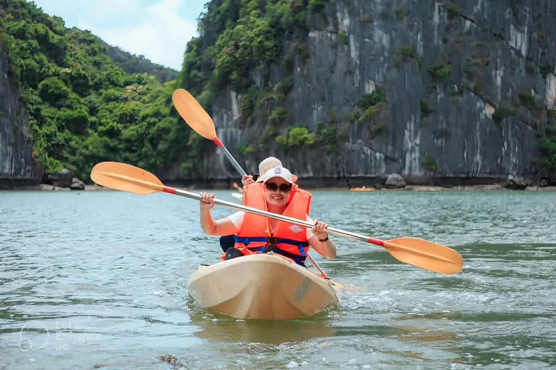 Nearby landmark in Tung Quang Hotel