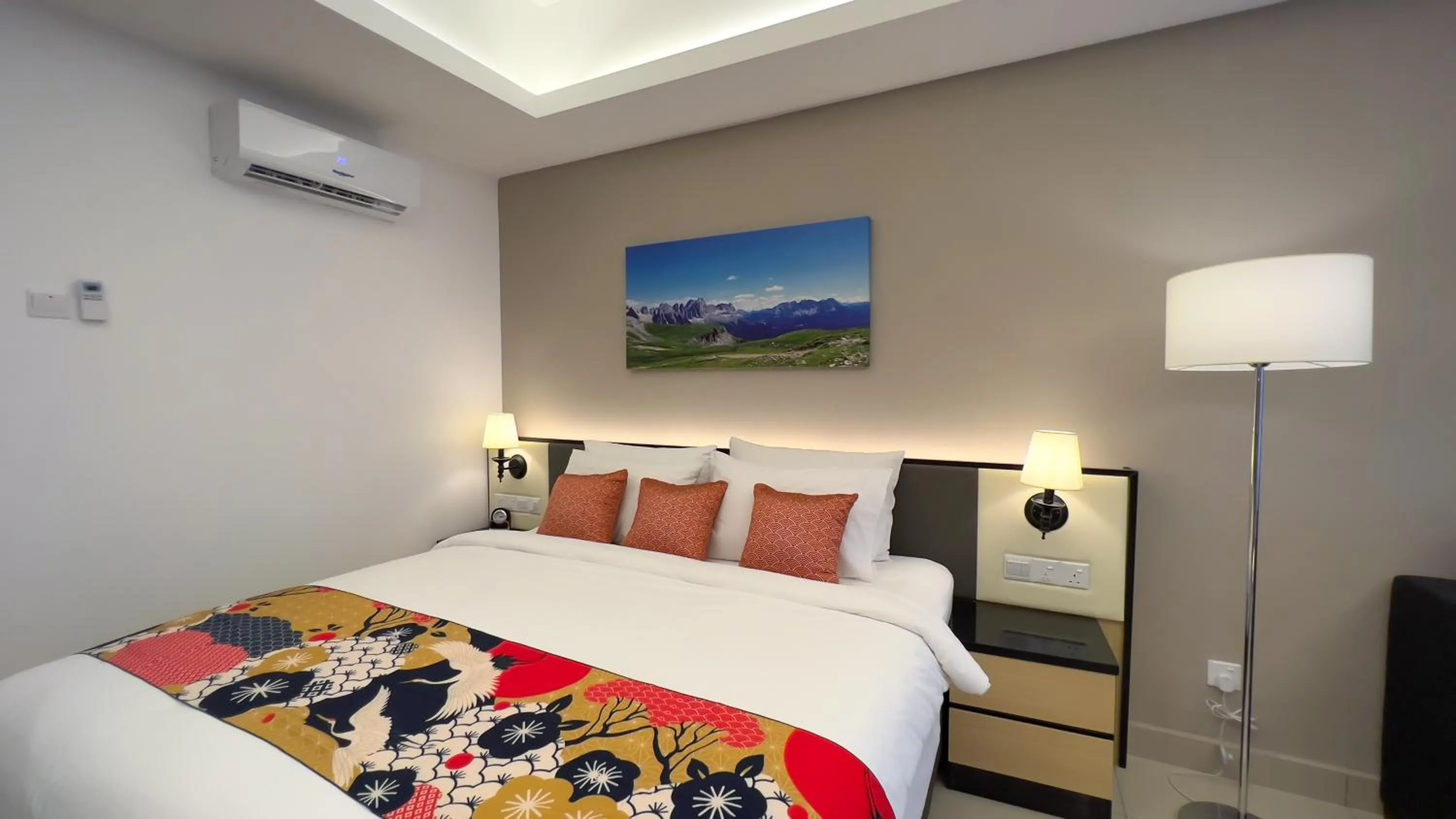 Bed in The Yanné, Onsen Hotel