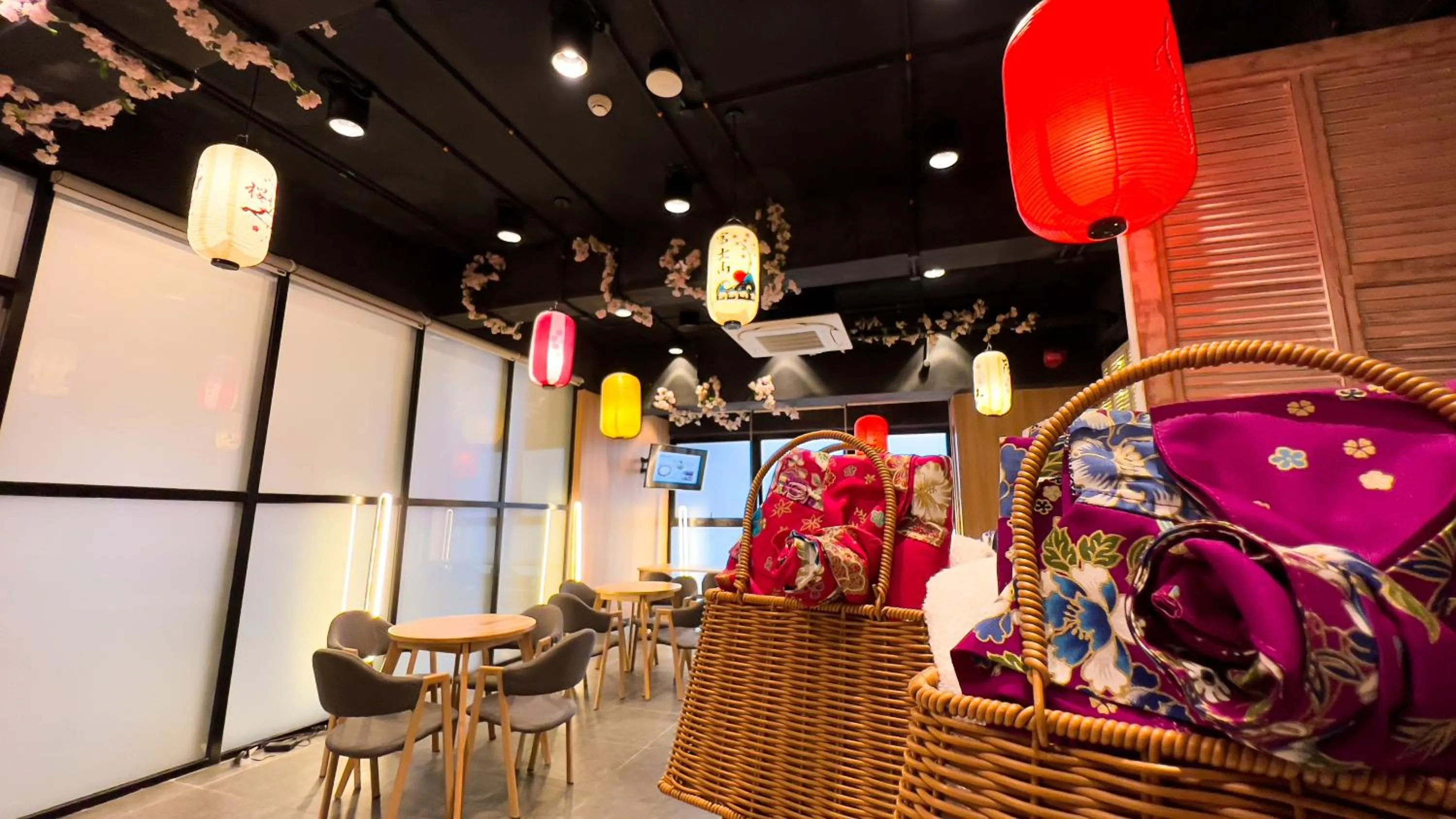 Lounge or bar in The Yanné, Onsen Hotel