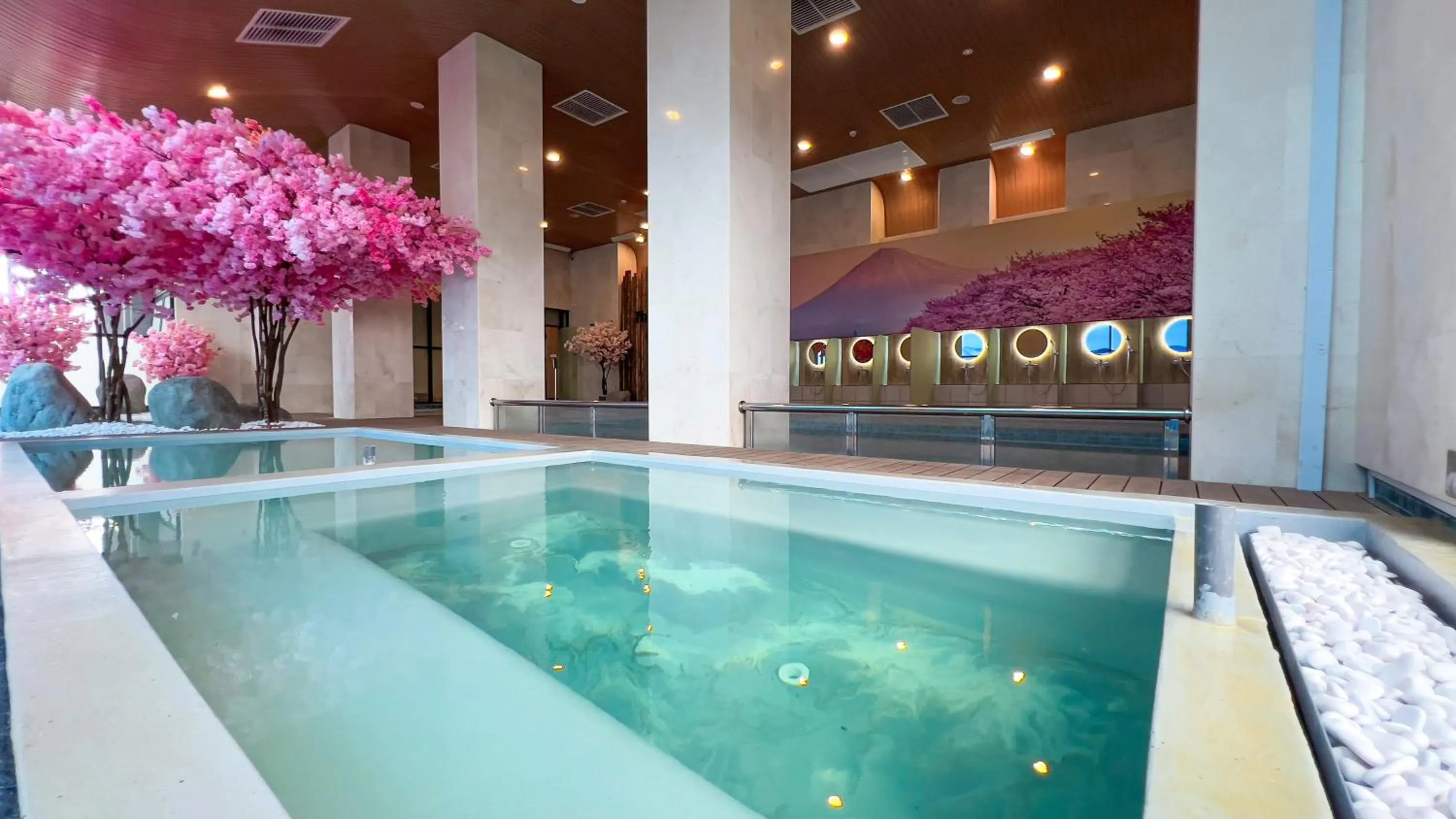 The Yanné, Onsen Hotel