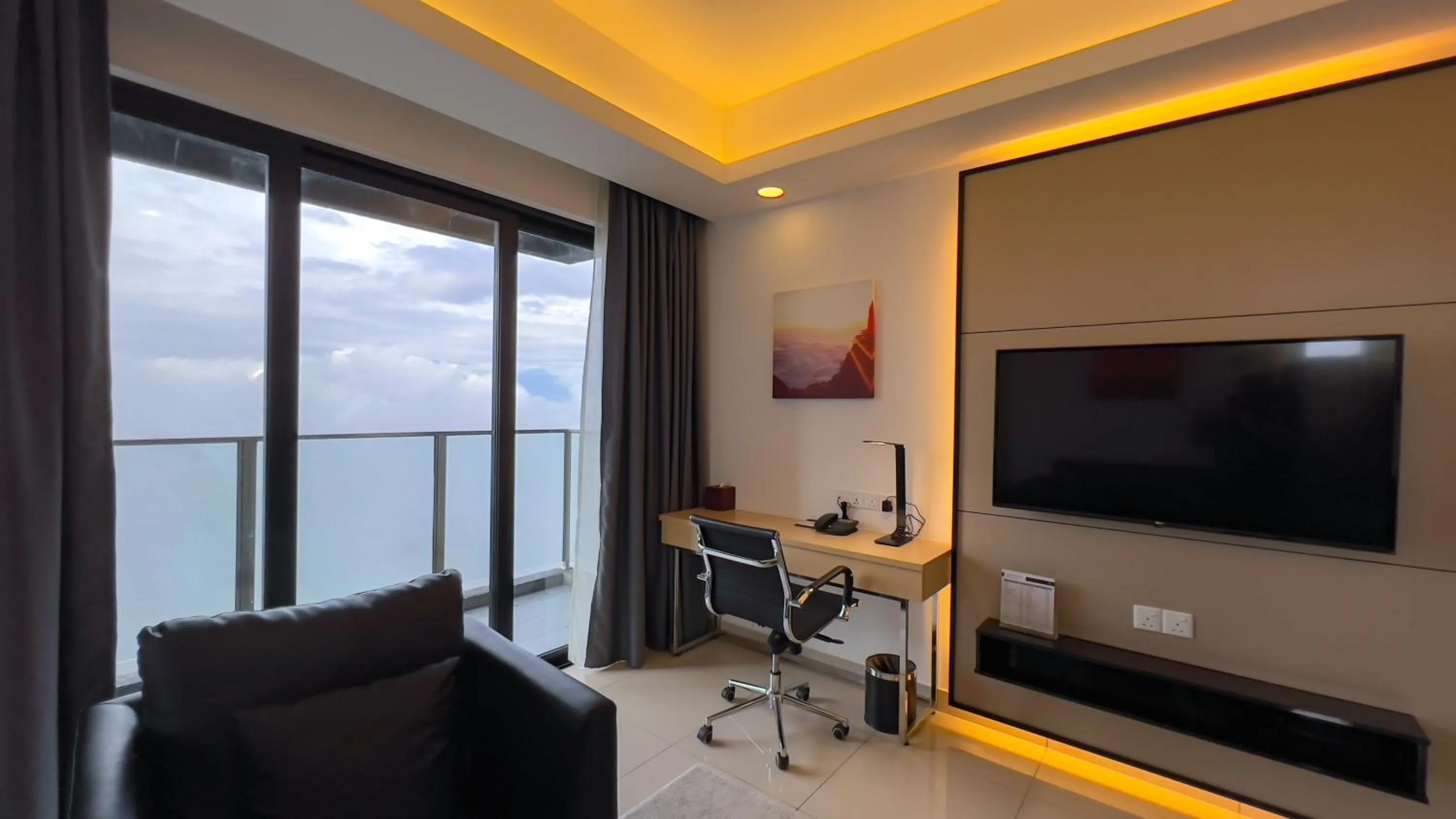 Living room in The Yanné, Onsen Hotel