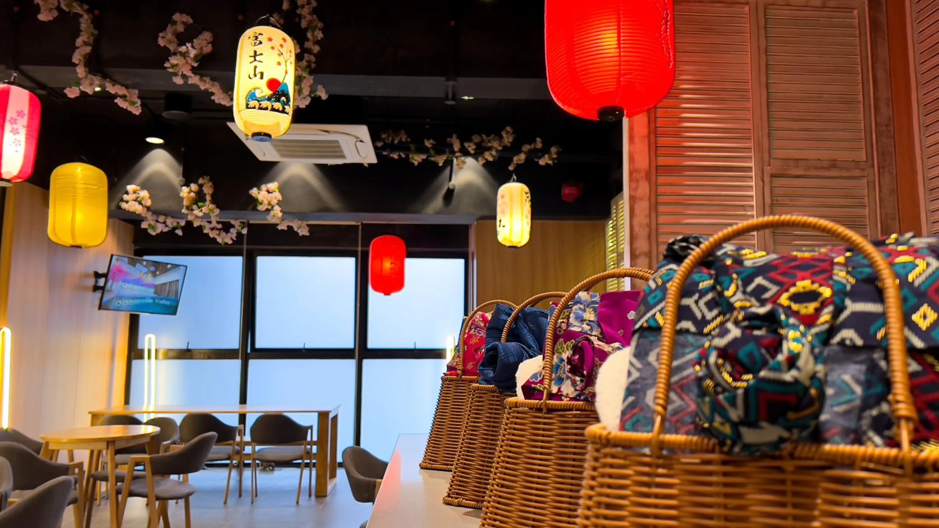 Kitchen or kitchenette in The Yanné, Onsen Hotel