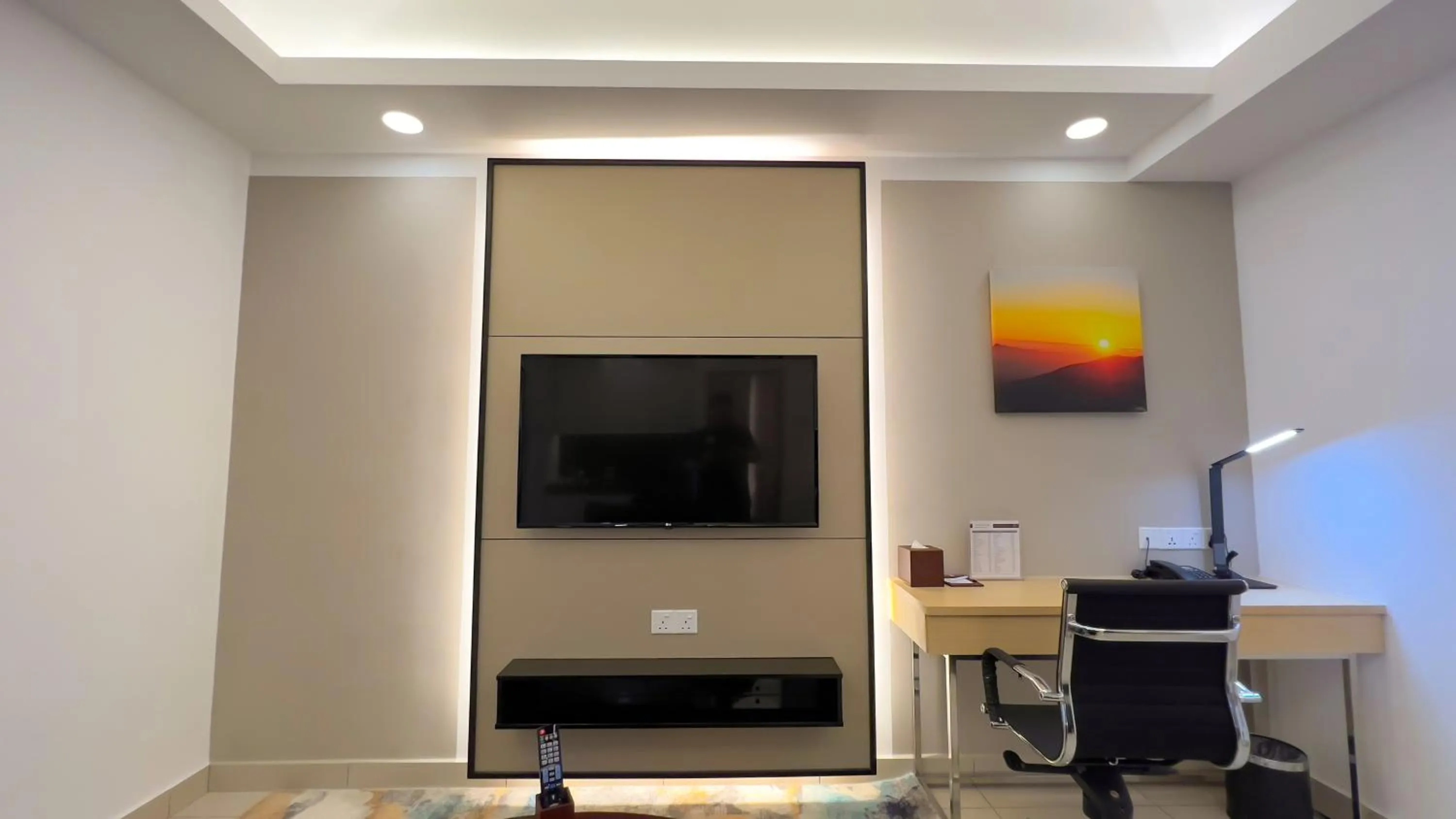 The Yanné, Onsen Hotel