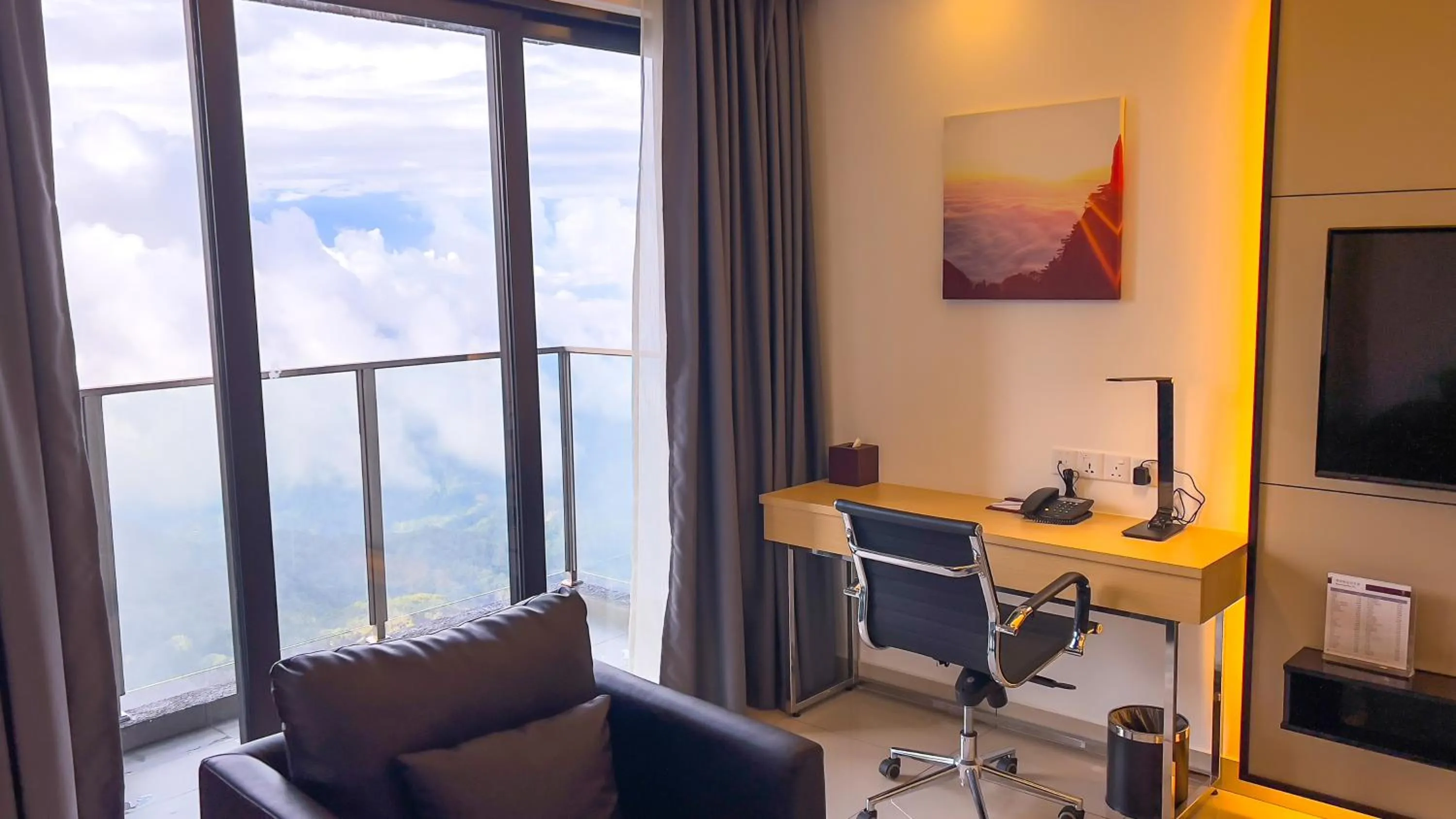 The Yanné, Onsen Hotel