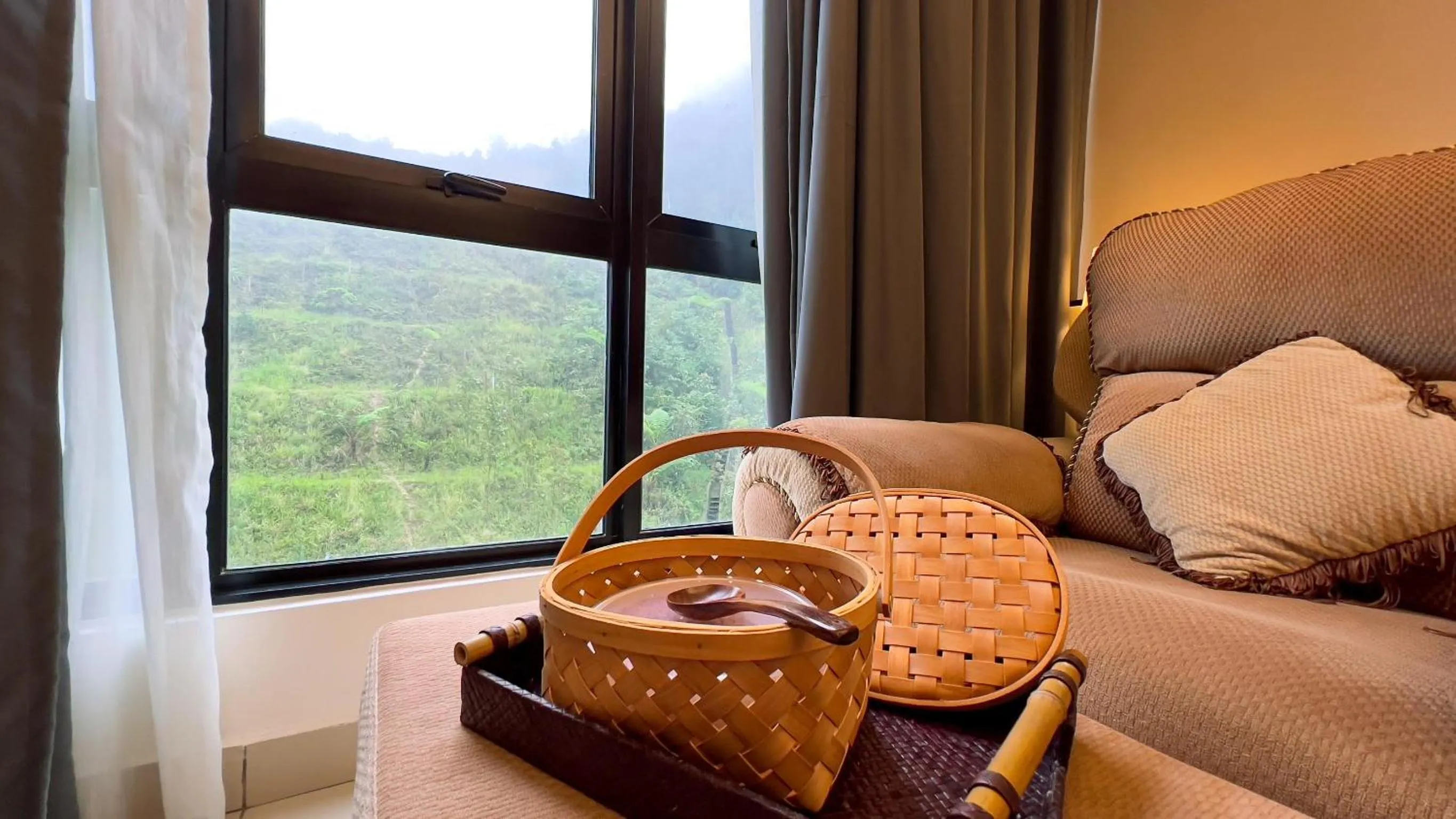 Massage in The Yanné, Onsen Hotel