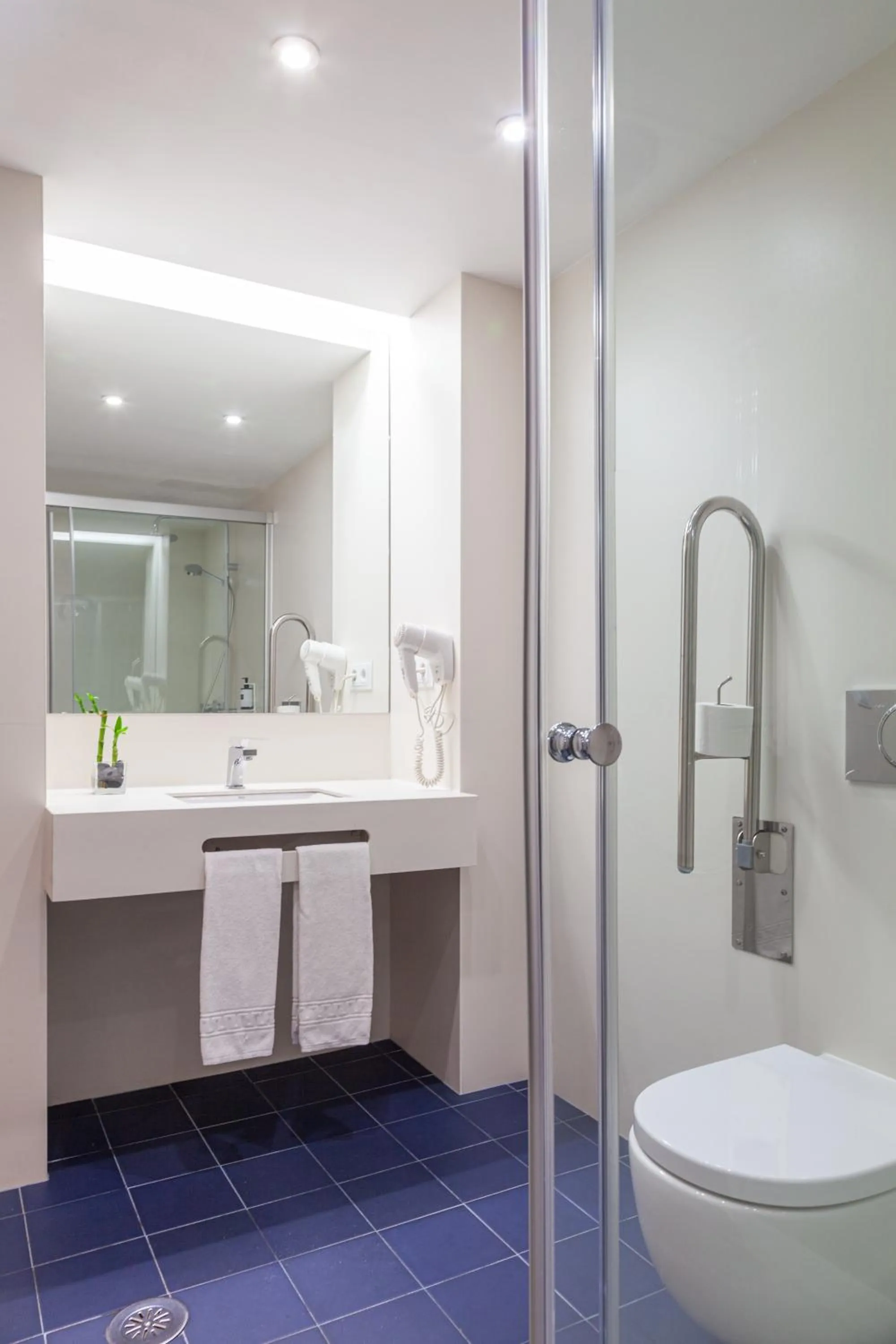 Bathroom in Hotel Maciá Granada Five Senses Rooms & Suites