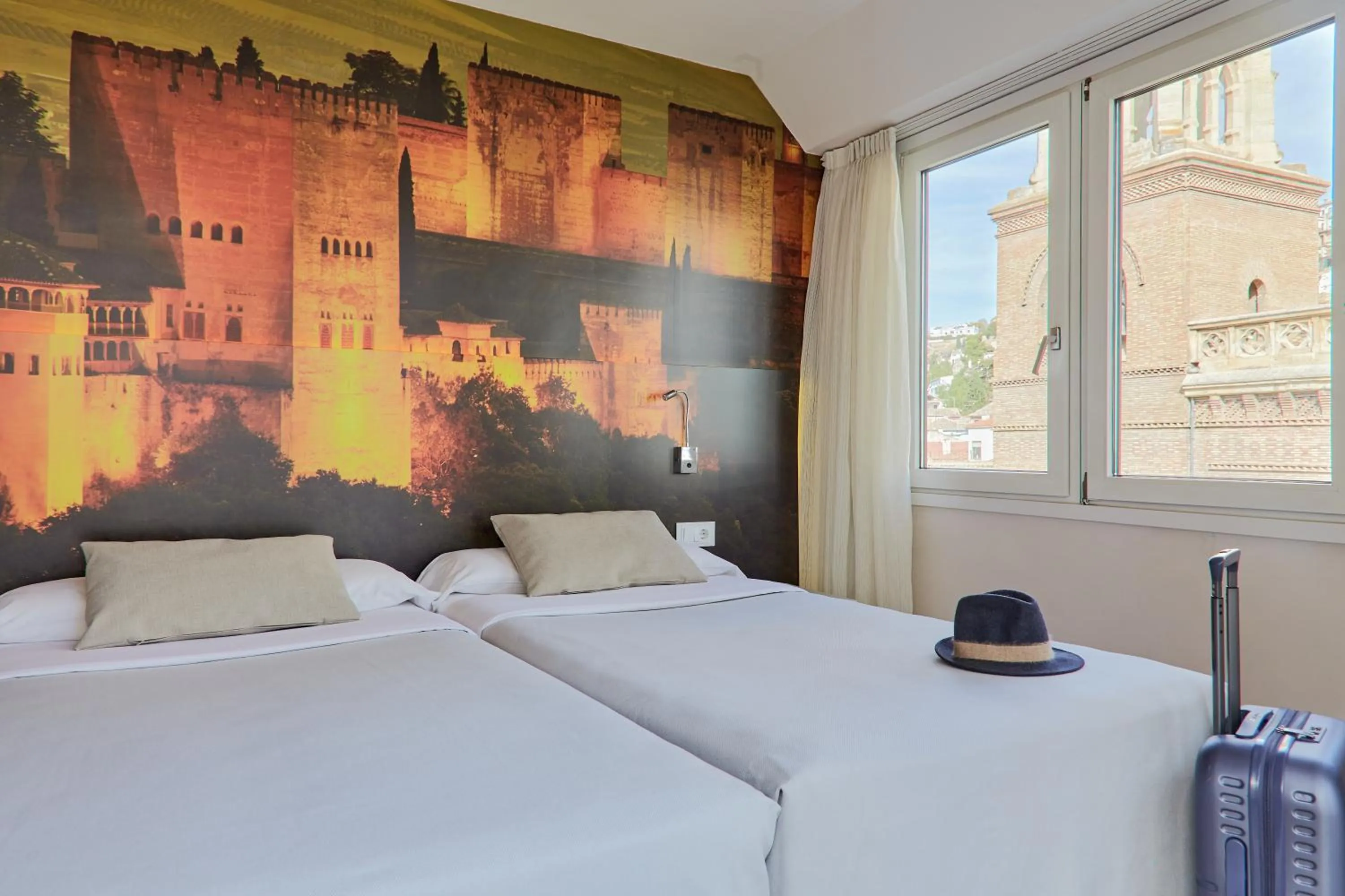 Photo of the whole room, Bed in Hotel Maciá Granada Five Senses Rooms & Suites