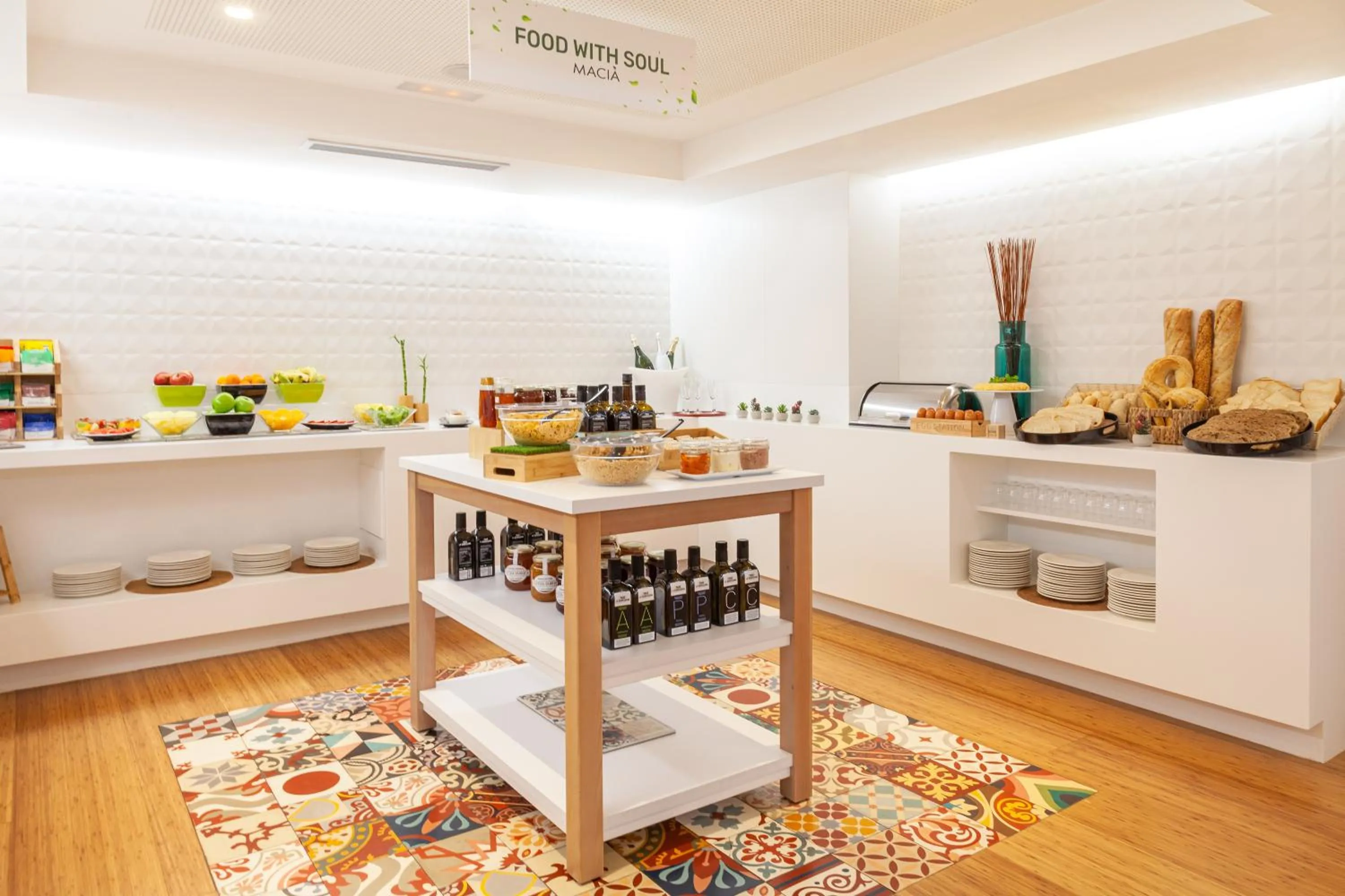 Buffet breakfast in Hotel Maciá Granada Five Senses Rooms & Suites