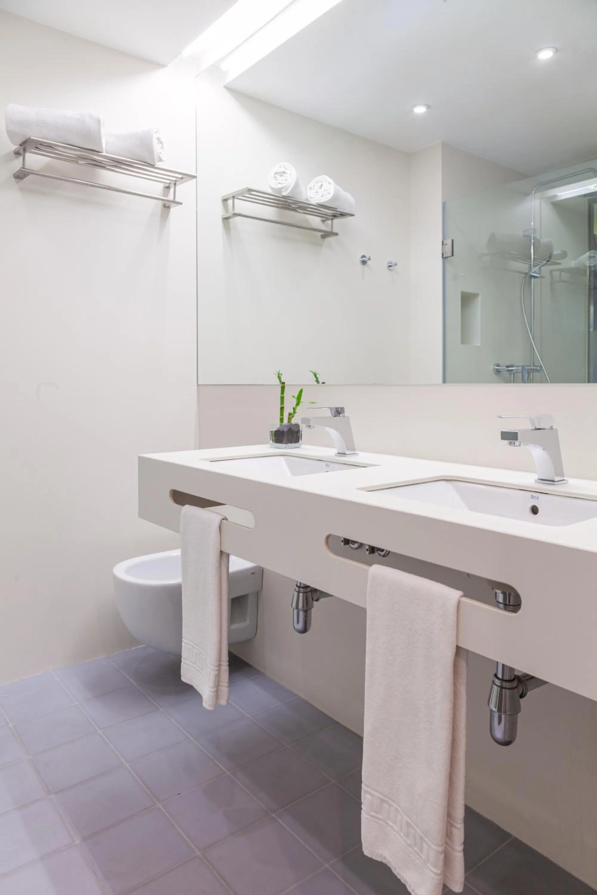 Bathroom in Hotel Maciá Granada Five Senses Rooms & Suites