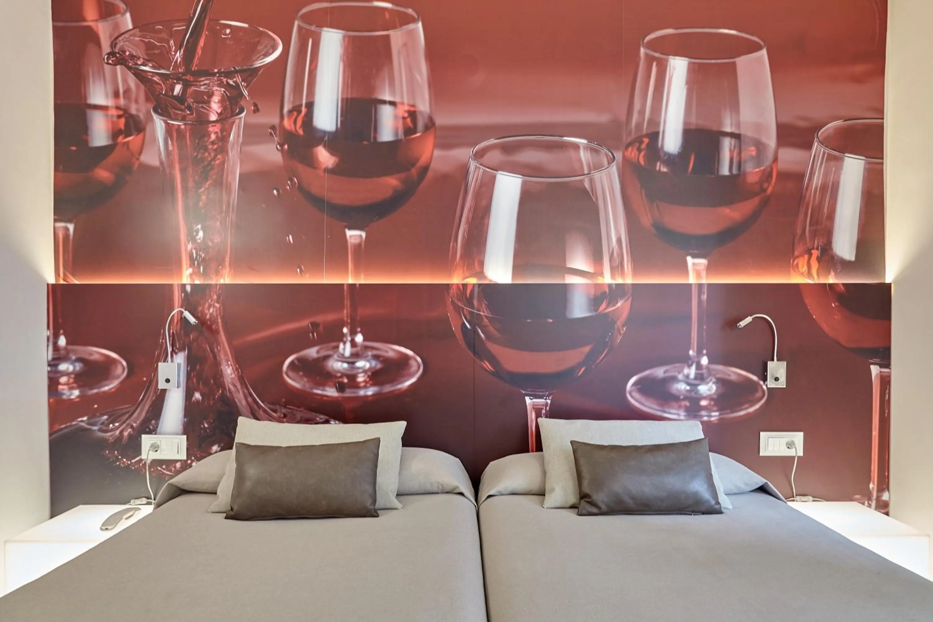 Bedroom, Bed in Hotel Maciá Granada Five Senses Rooms & Suites