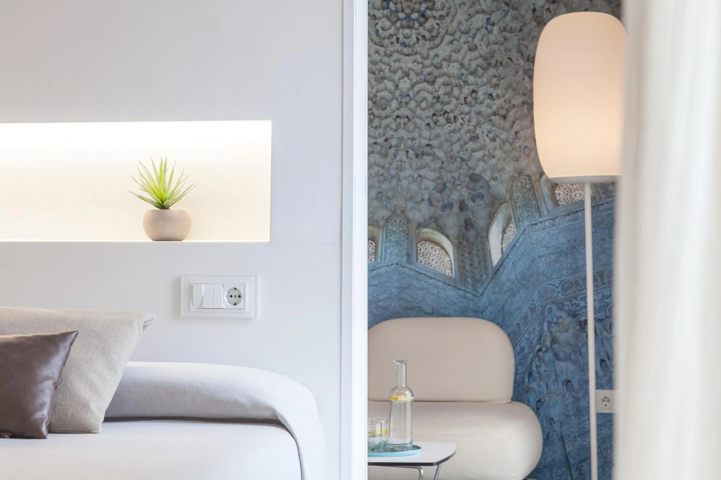 Photo of the whole room, Bed in Hotel Maciá Granada Five Senses Rooms & Suites