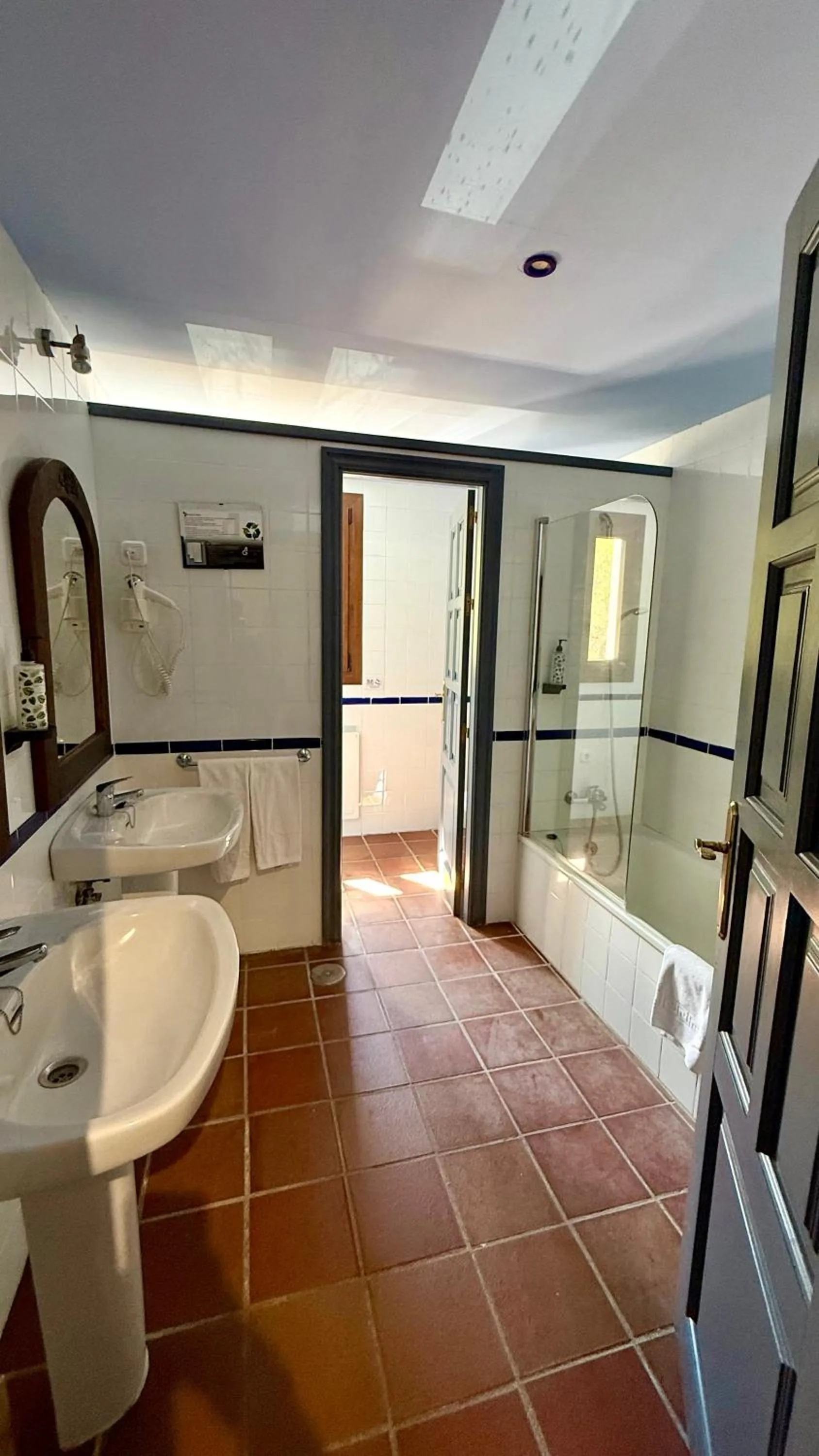 Bathroom in Cerro de Hijar