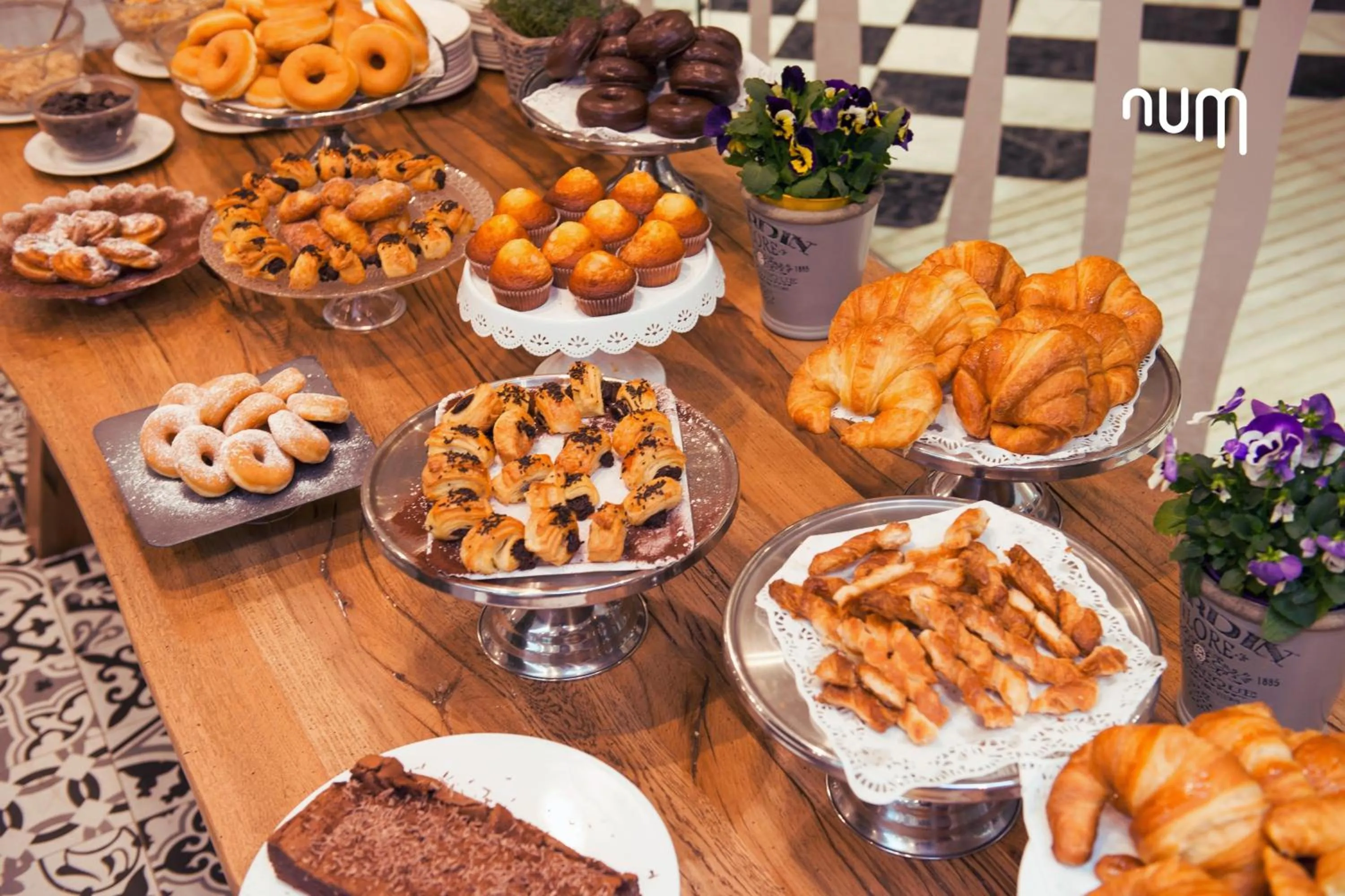 Buffet breakfast in Num Hotel