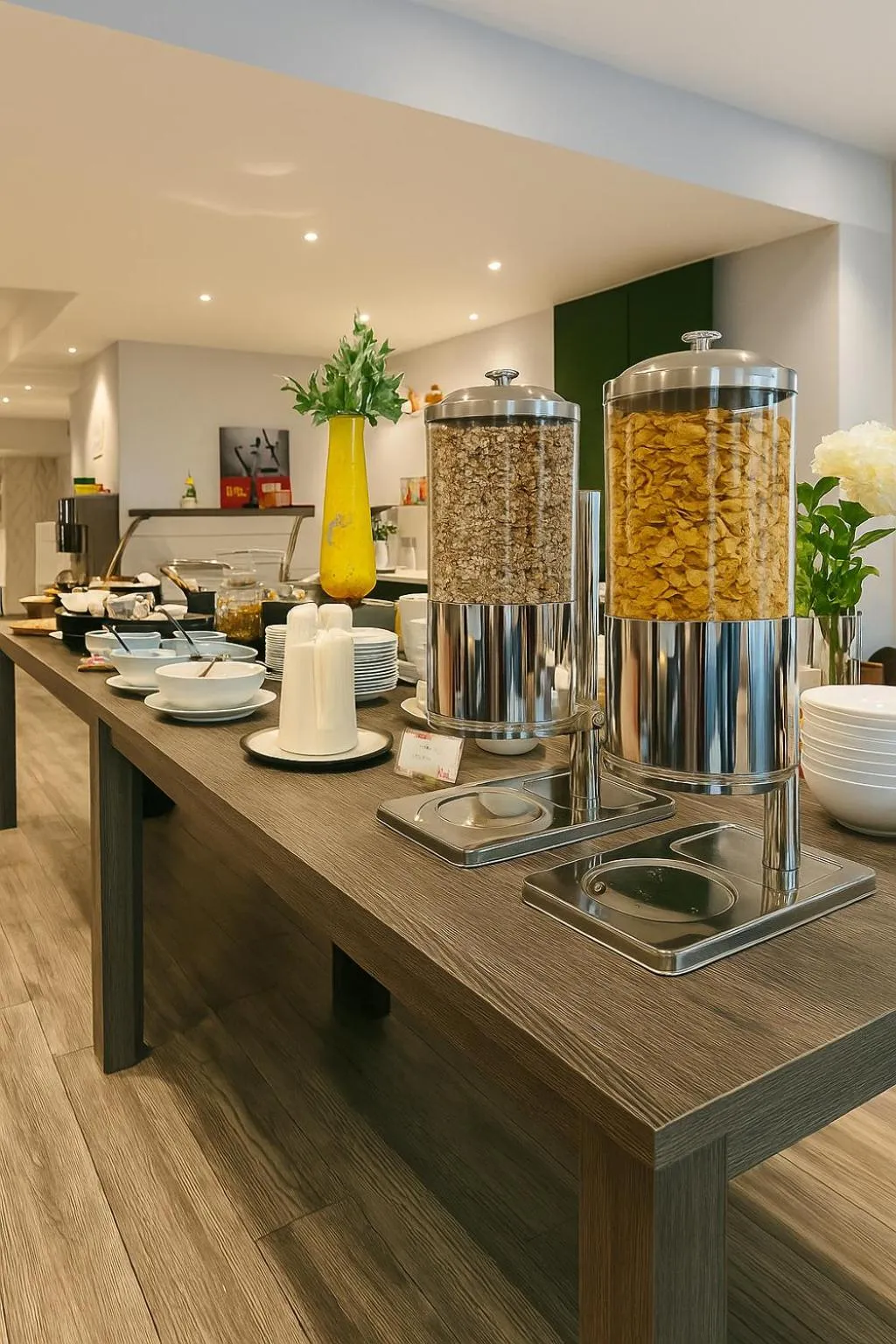 Breakfast in 24hours Apartment Hotel