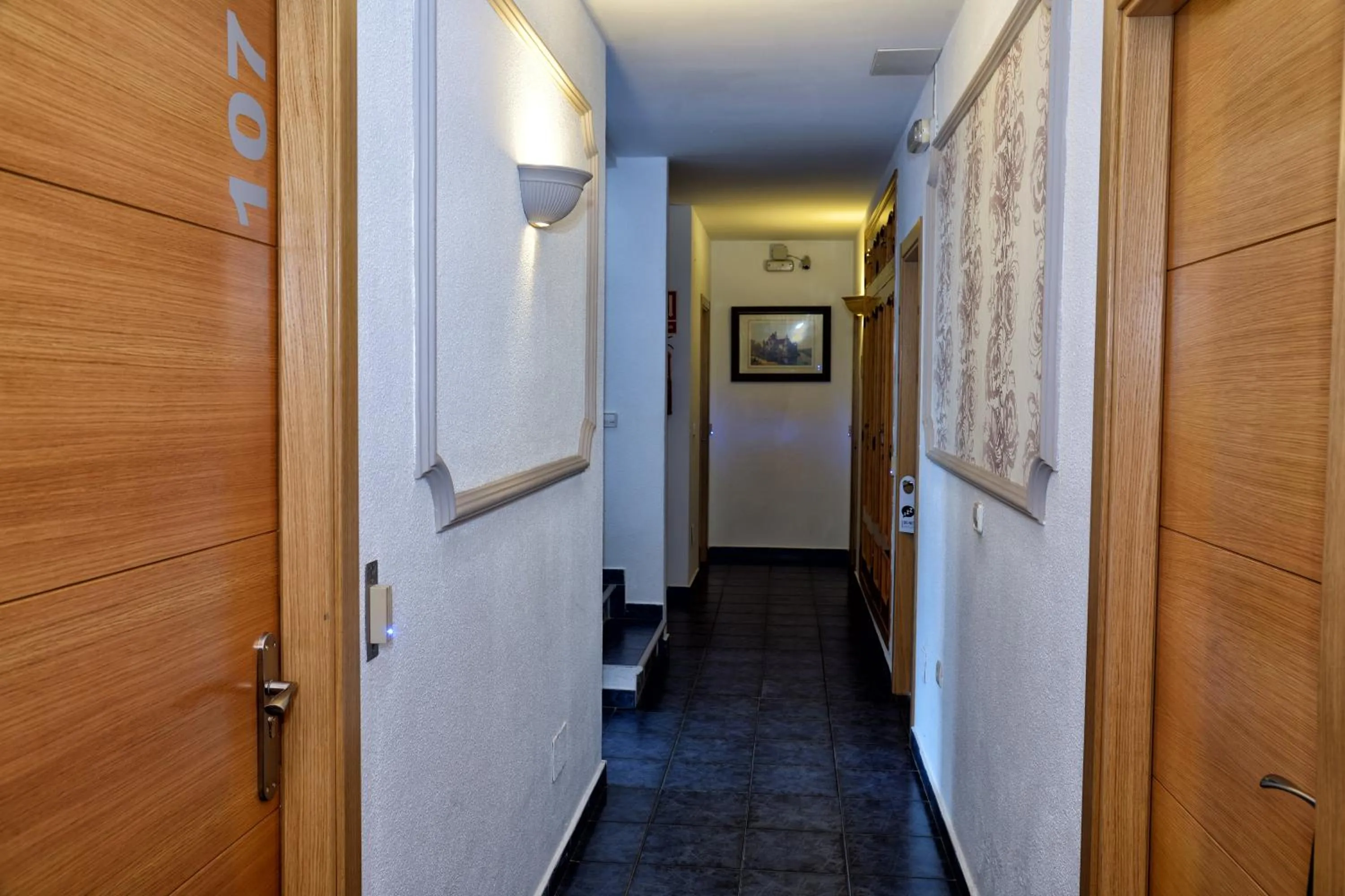 Area and facilities in Elcano