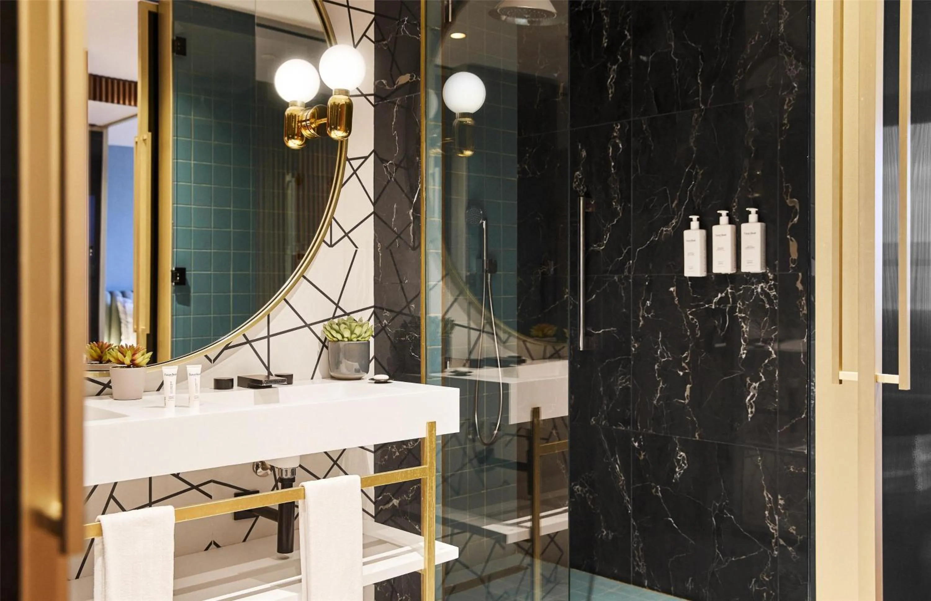 Bathroom in Grand Hyatt Barcelona