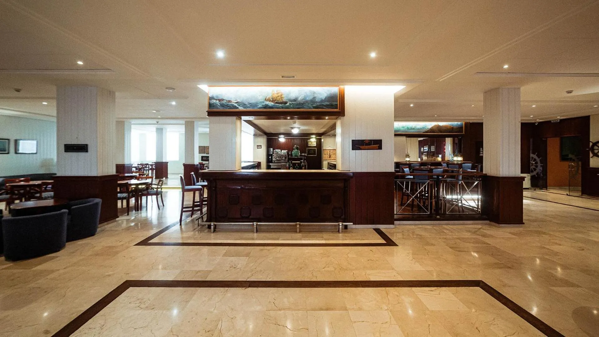 Living room in Globales Almirante Farragut