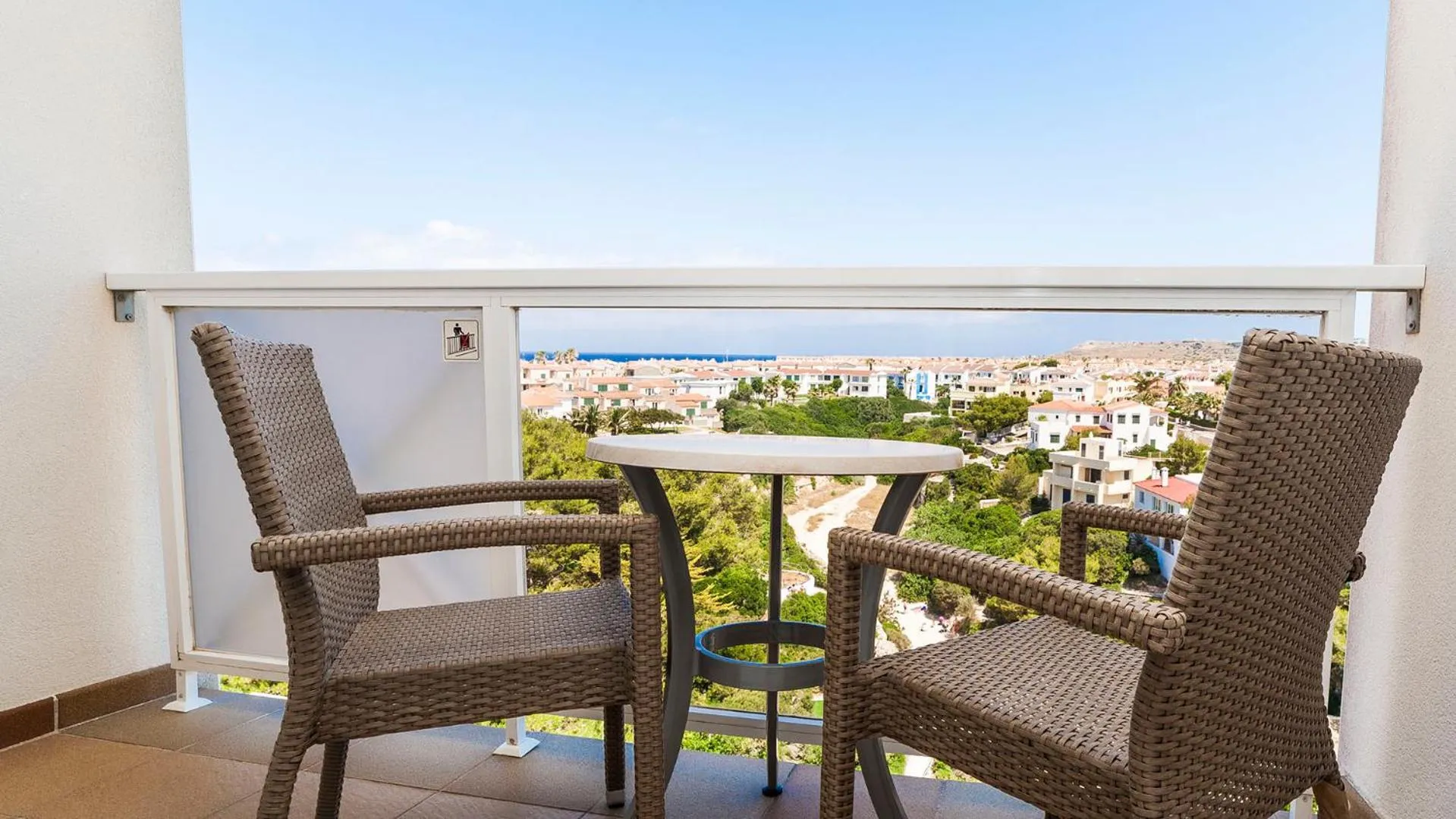 Bedroom in Globales Almirante Farragut