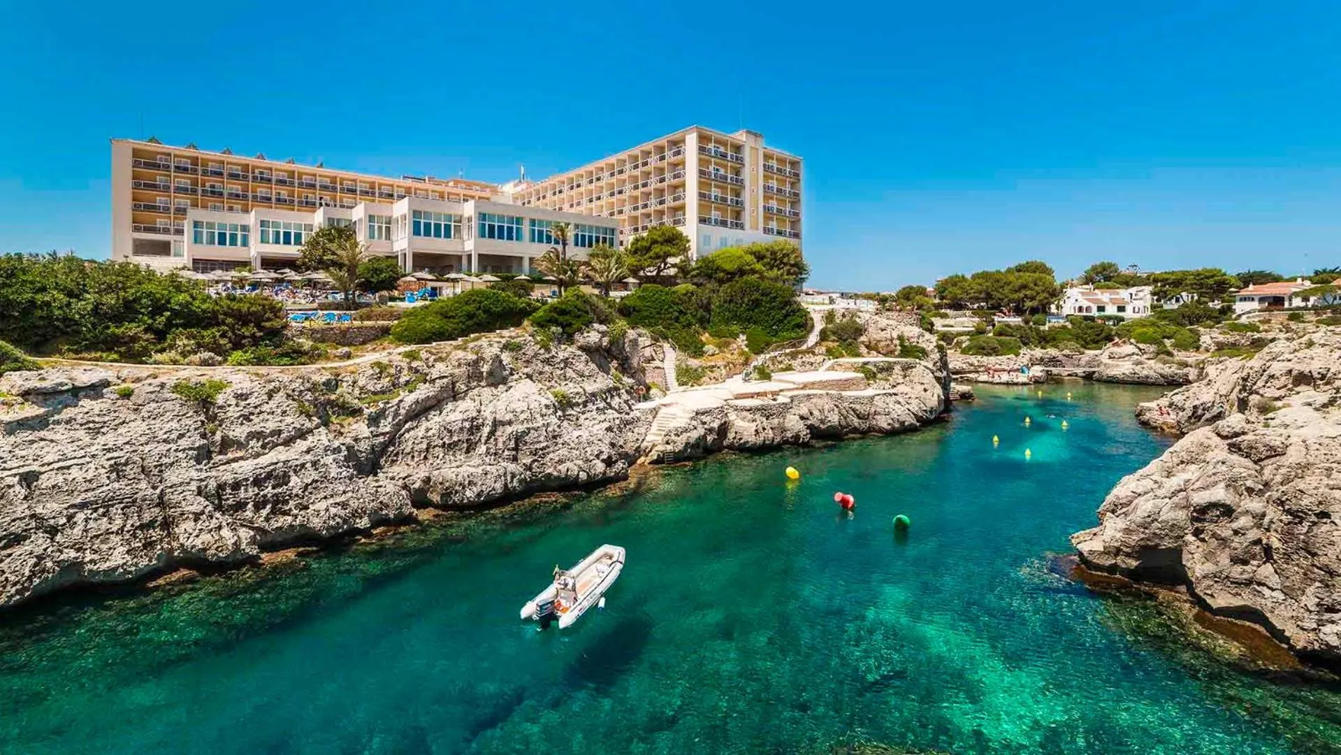 Beach in Globales Almirante Farragut