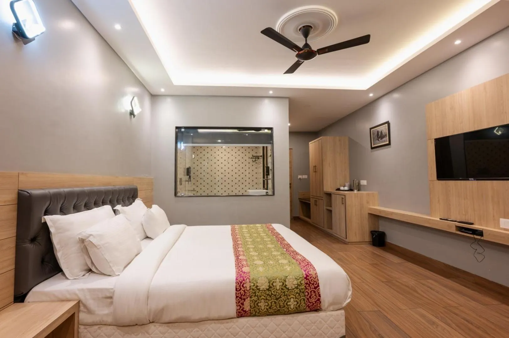 Bed in Avianna Gangtok Resort & Spa