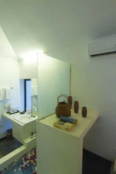 Bathroom, Bed in Apsara Greenland Boutique Villa & Resort