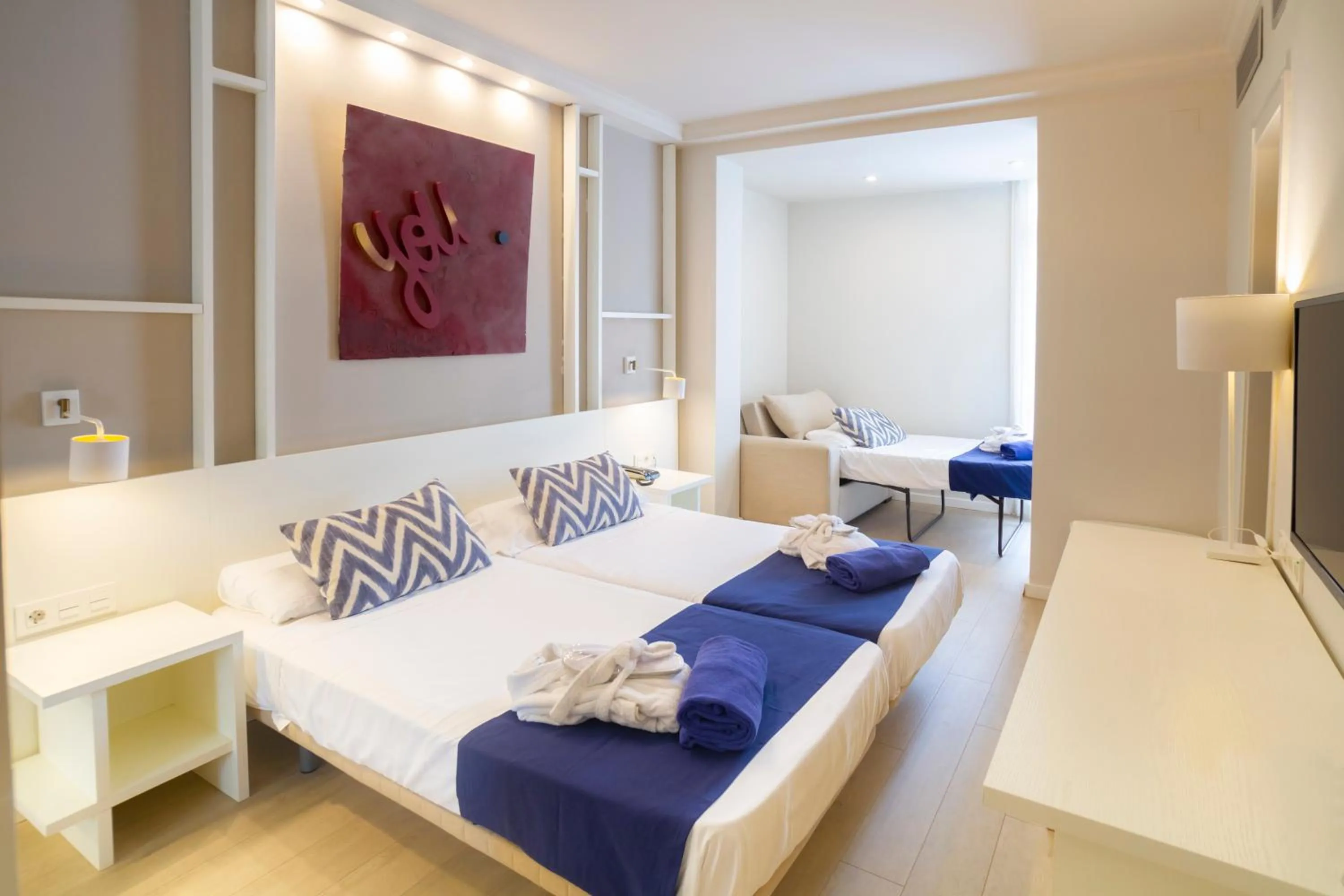 Photo of the whole room, Bed in Ibersol Antemare - Adults Only