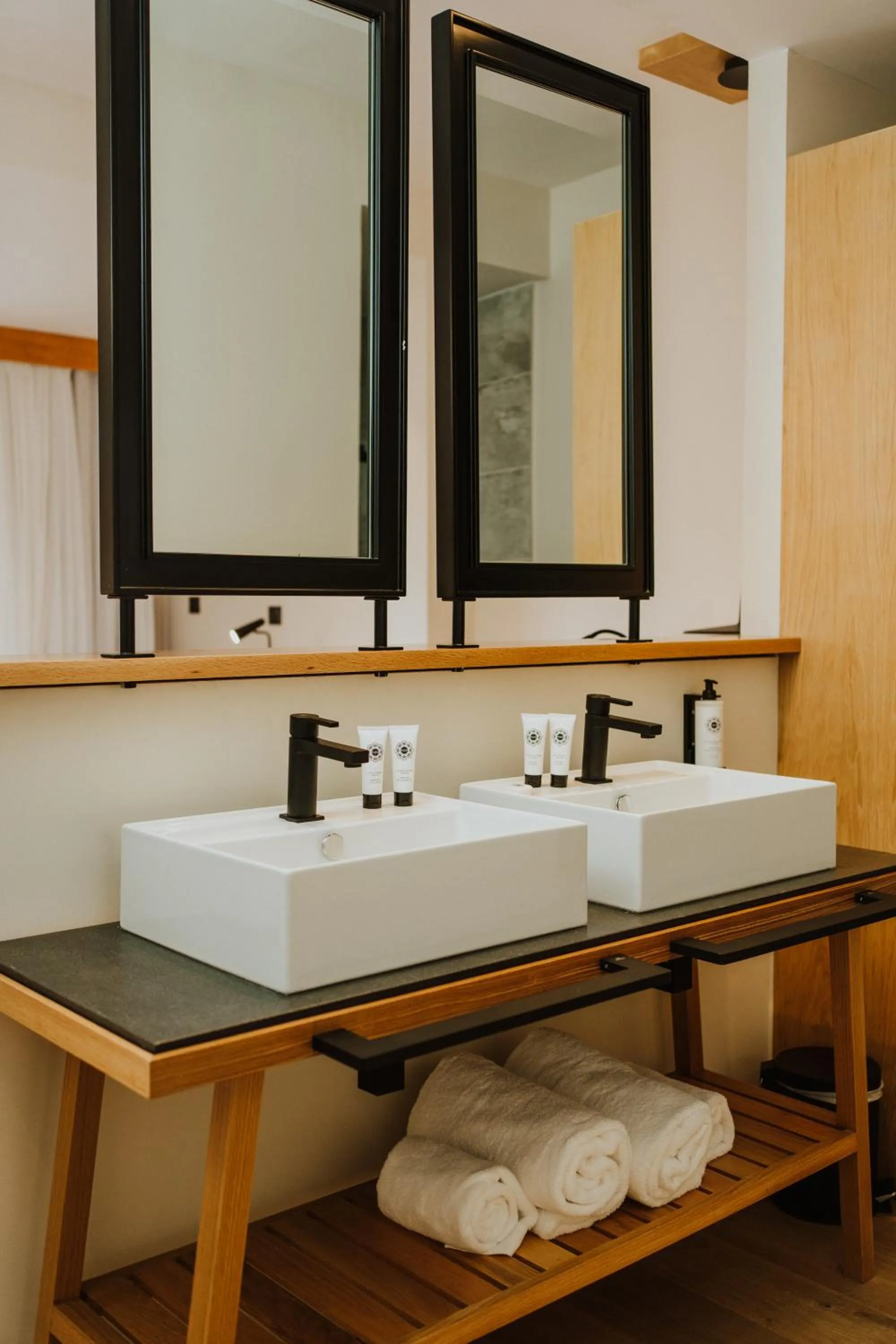 Bathroom in Sarana Hôtel & Spa