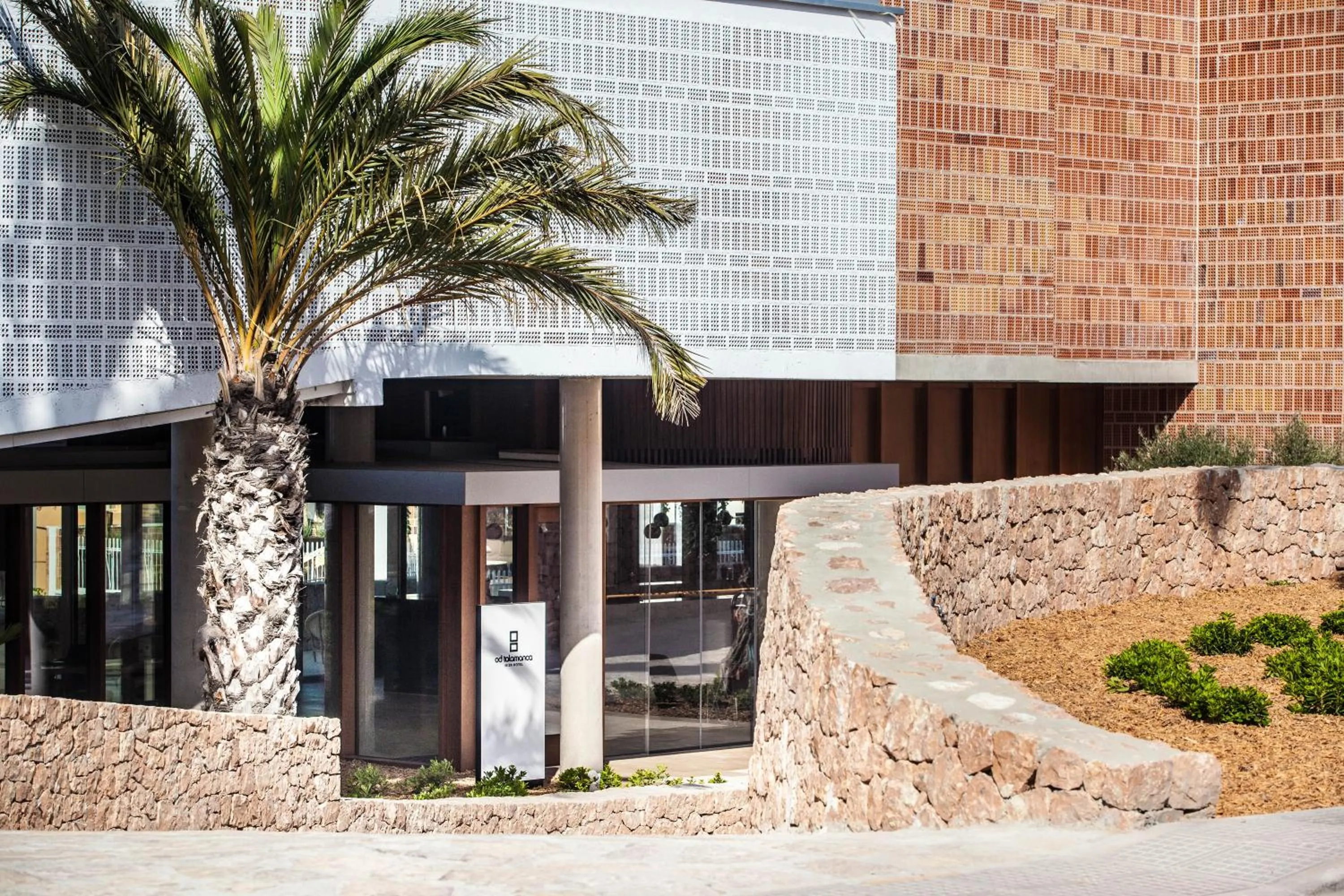 Facade/entrance in Ocean Drive Talamanca
