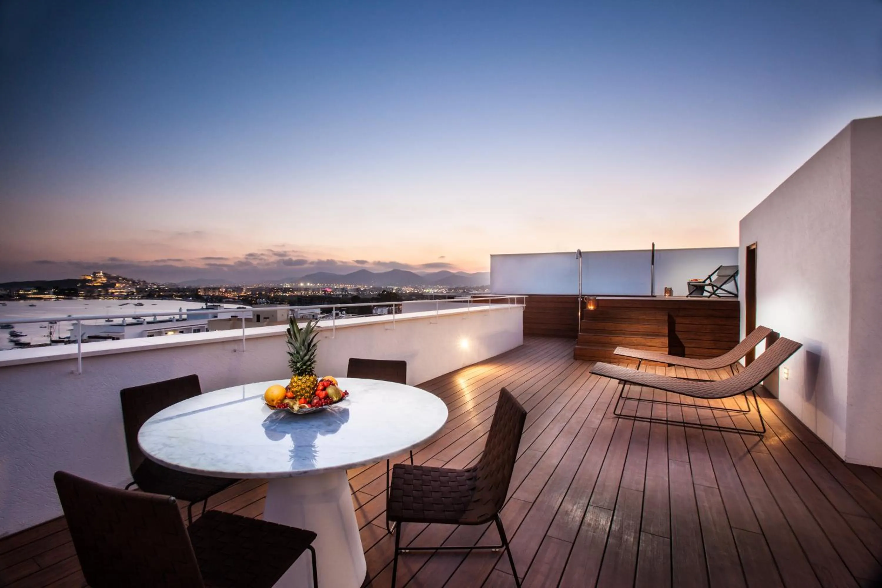 Swimming pool in Ocean Drive Talamanca