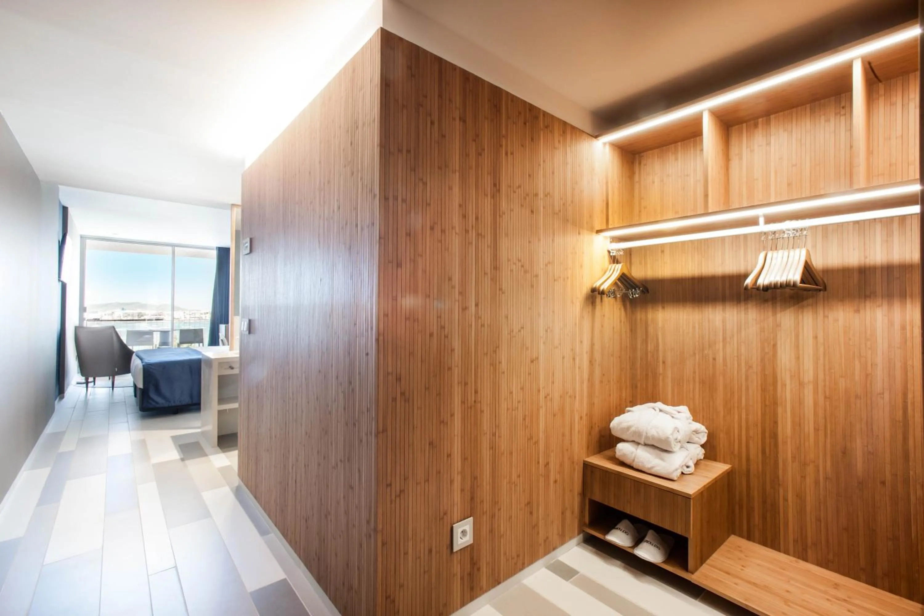 Decorative detail in Ocean Drive Talamanca