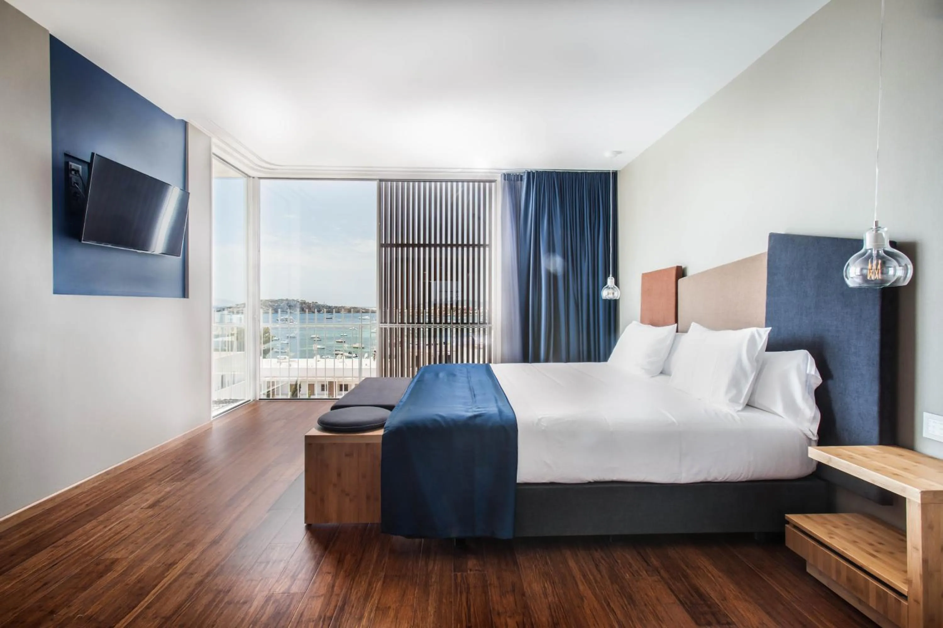 Bed in Ocean Drive Talamanca