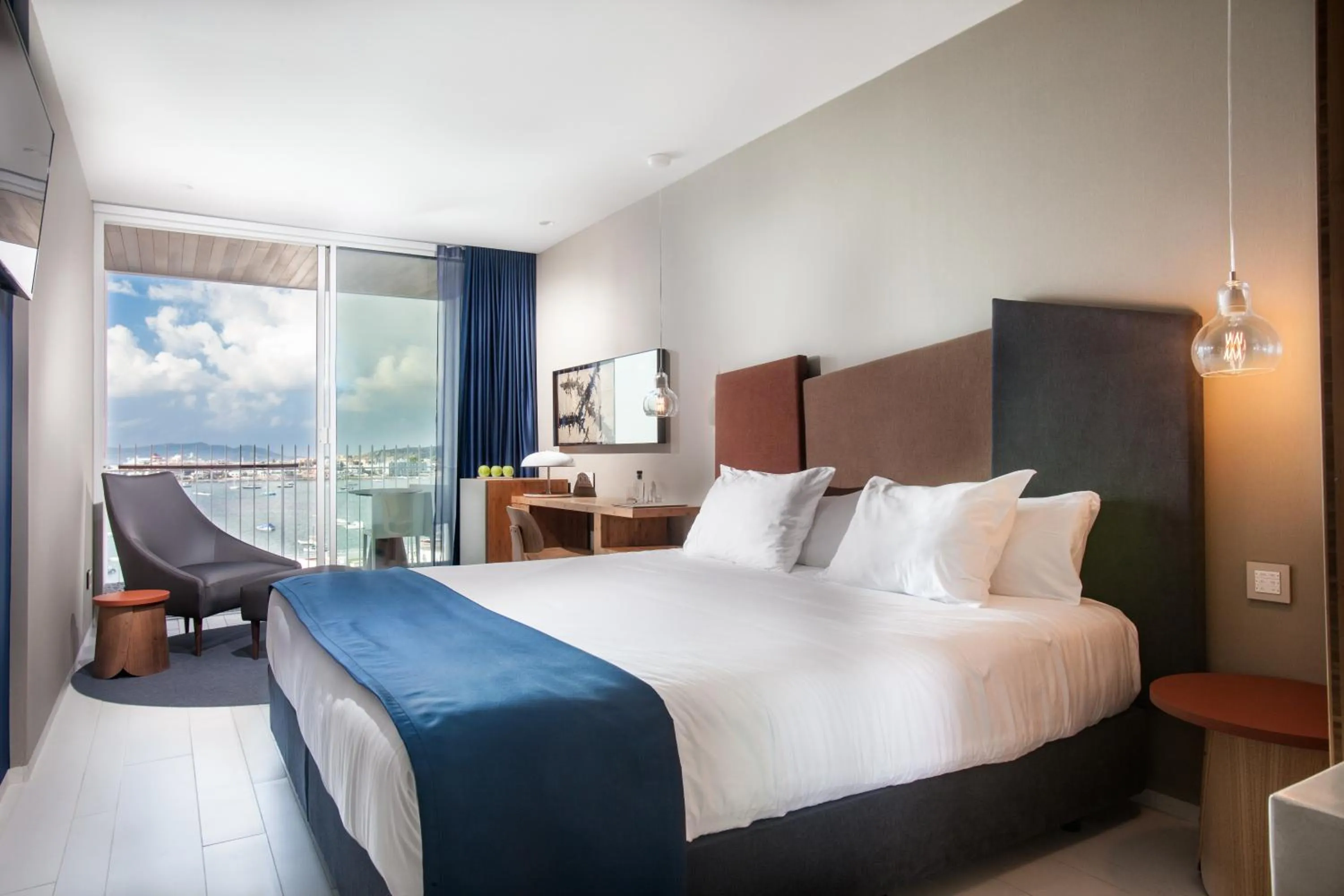 Photo of the whole room, Bed in Ocean Drive Talamanca