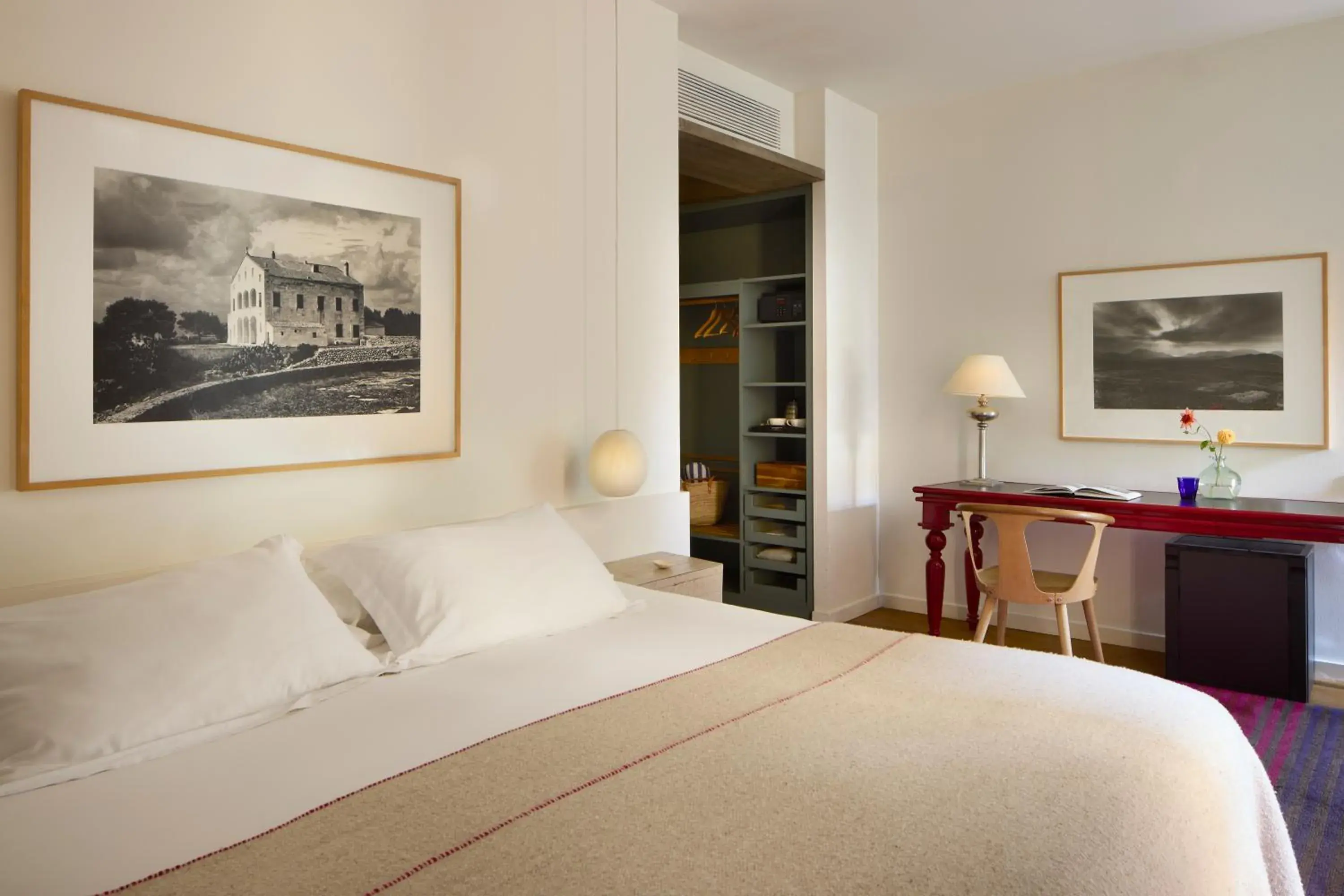 Deluxe Double or Twin Room in Hotel Neri – Relais & Chateaux Deluxe Double or Twin Room in Hotel Neri – Relais & Chateaux