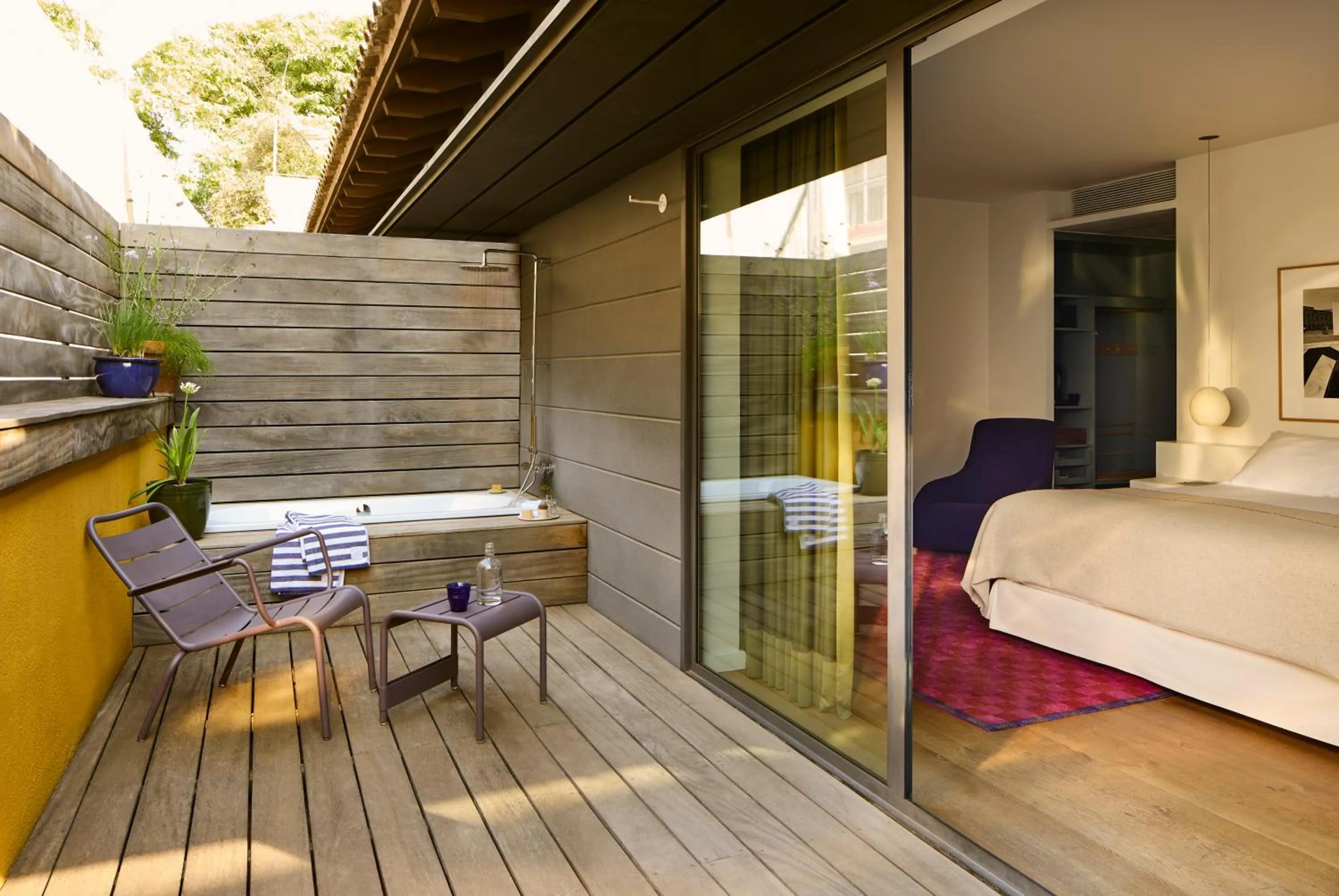 Balcony/Terrace, Bed in Hotel Neri – Relais & Chateaux