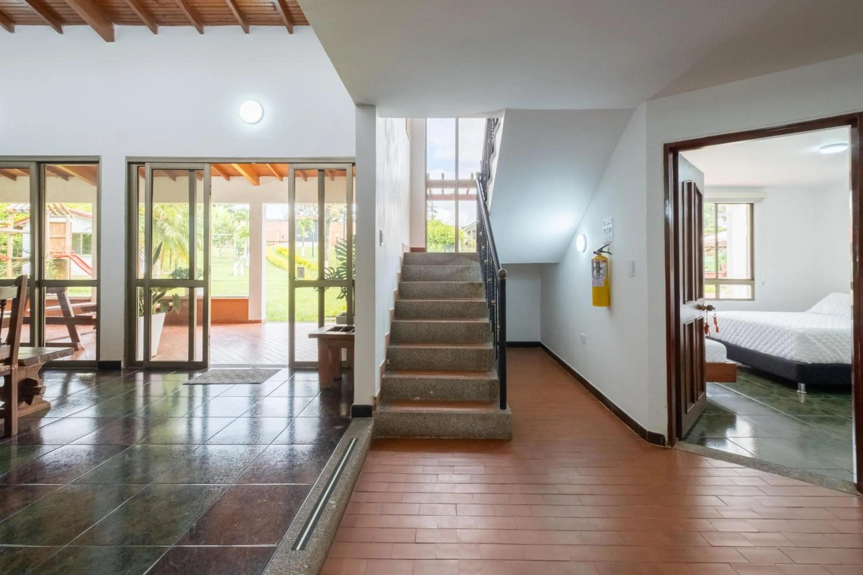 Property building, Bed in Hotel Chalet La Sofia by Majuva