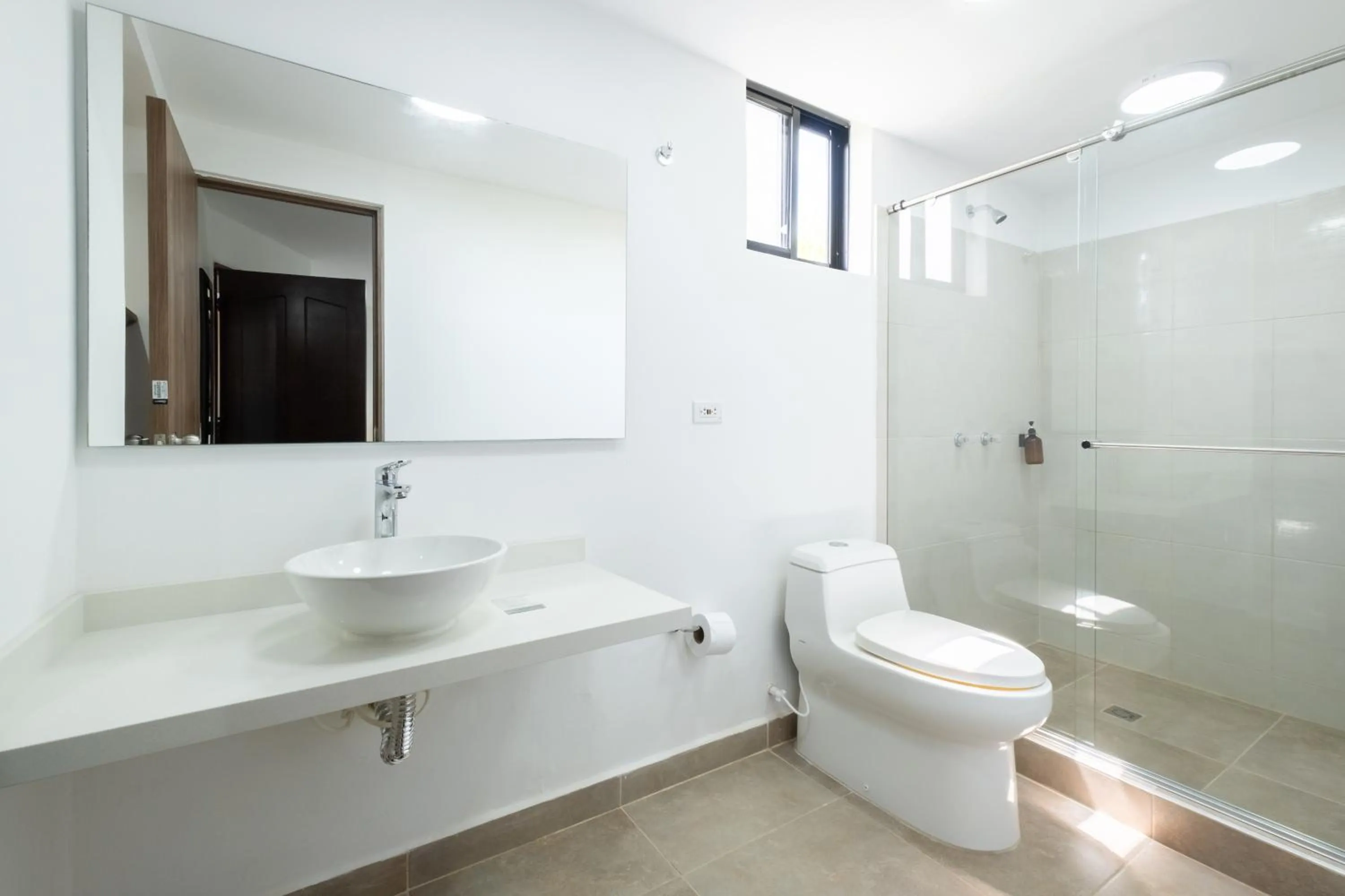 Shower in Hotel Chalet La Sofia by Majuva