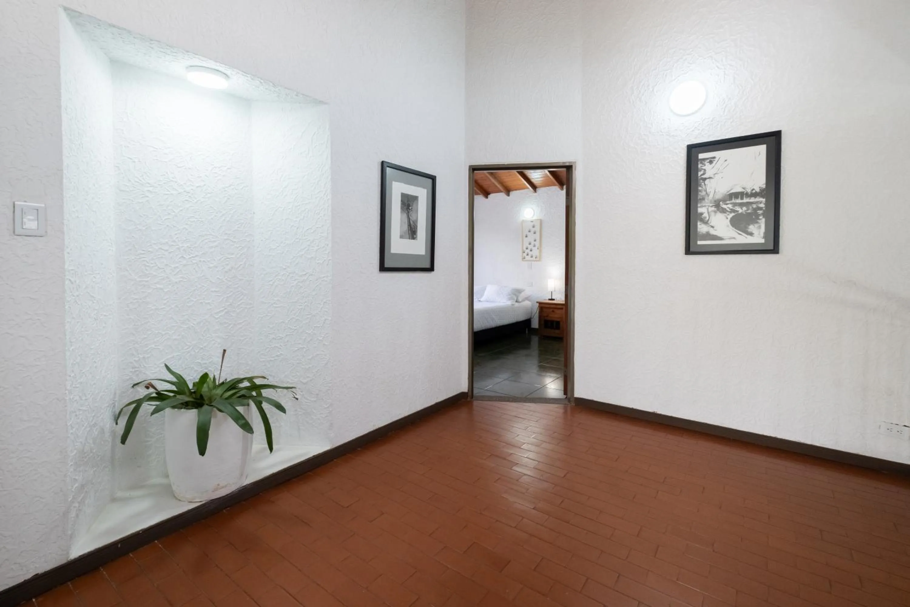 Living room, Bed in Hotel Chalet La Sofia by Majuva