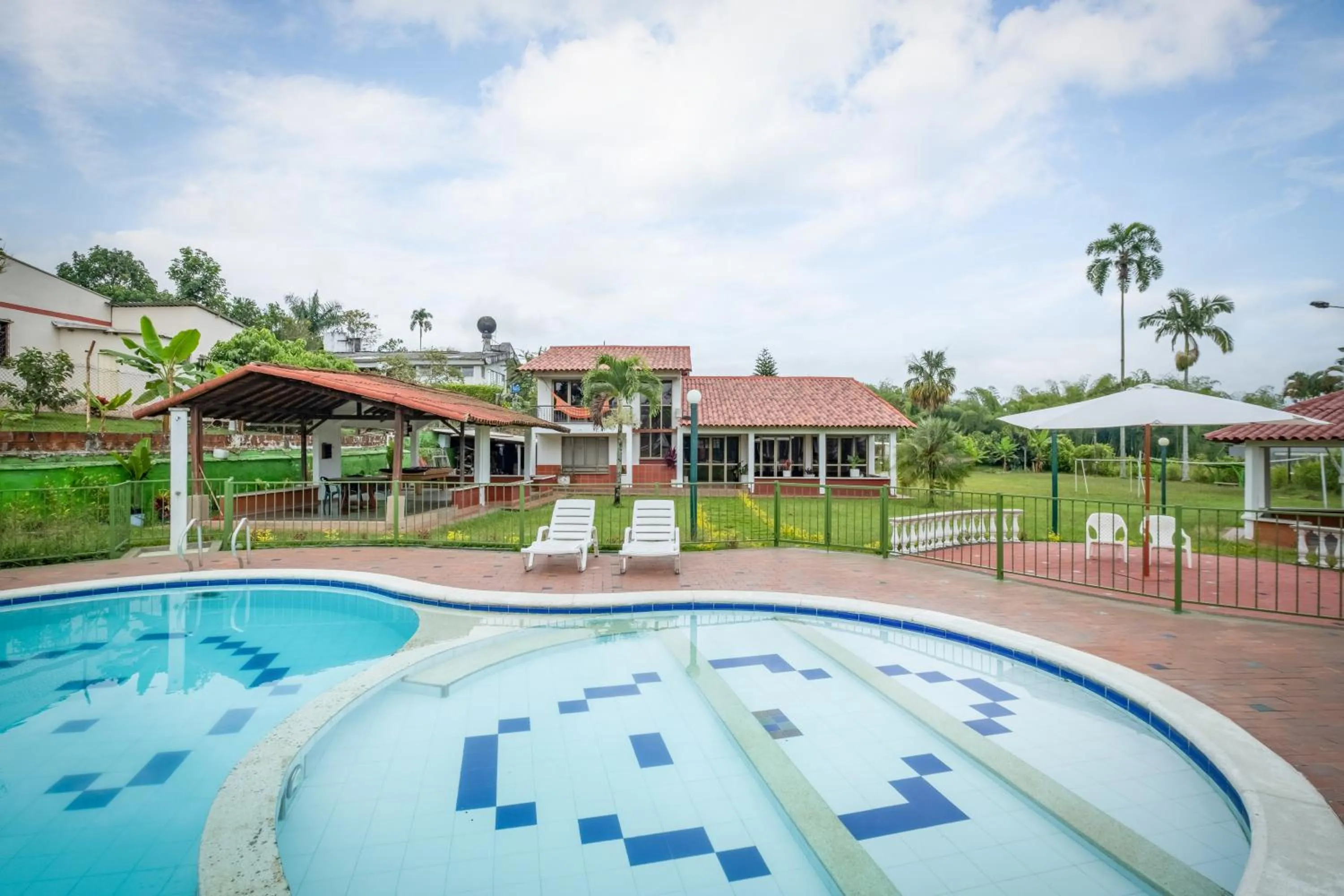 Property building in Hotel Chalet La Sofia by Majuva