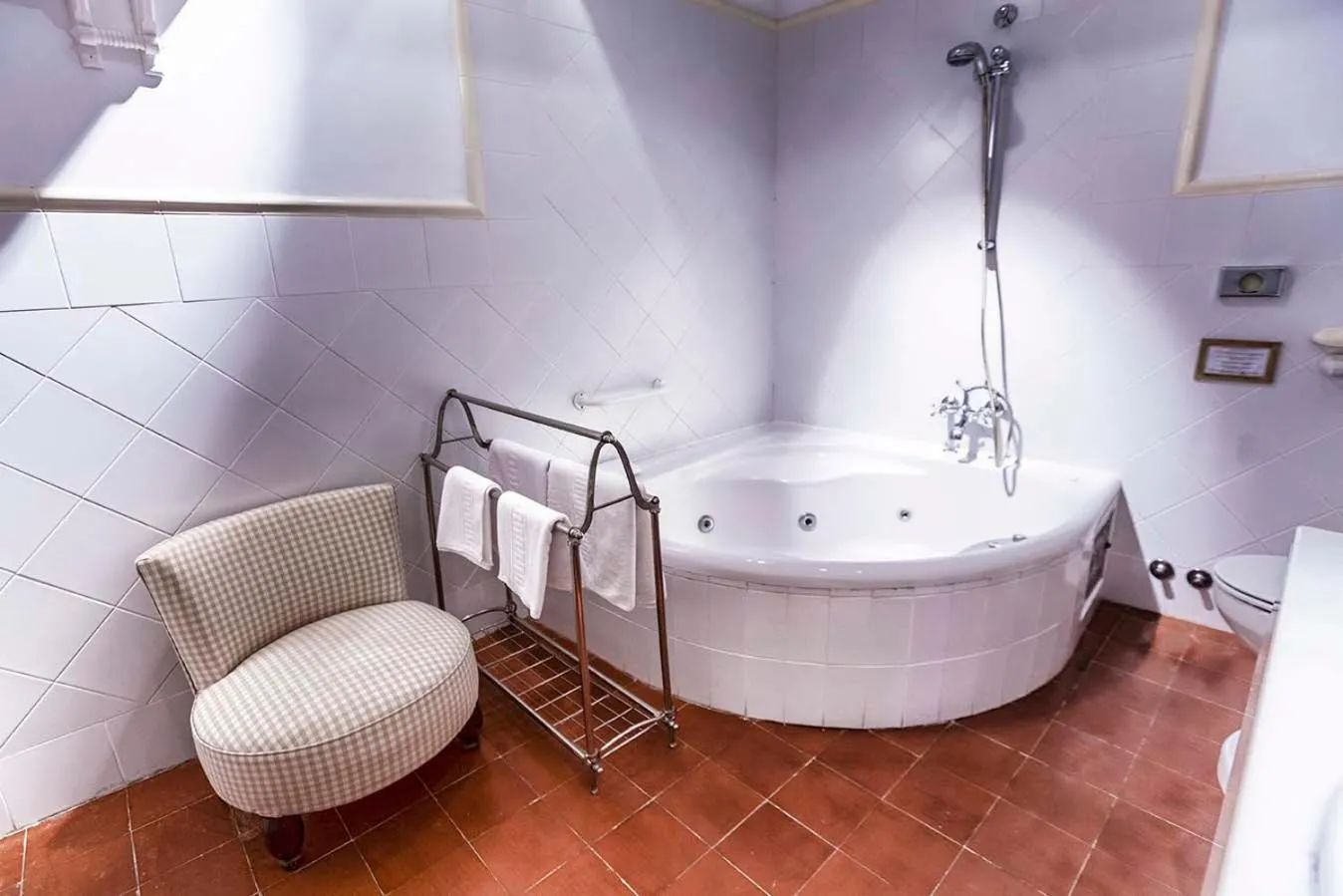 Bed in Hotel Spa Salinas de Imón