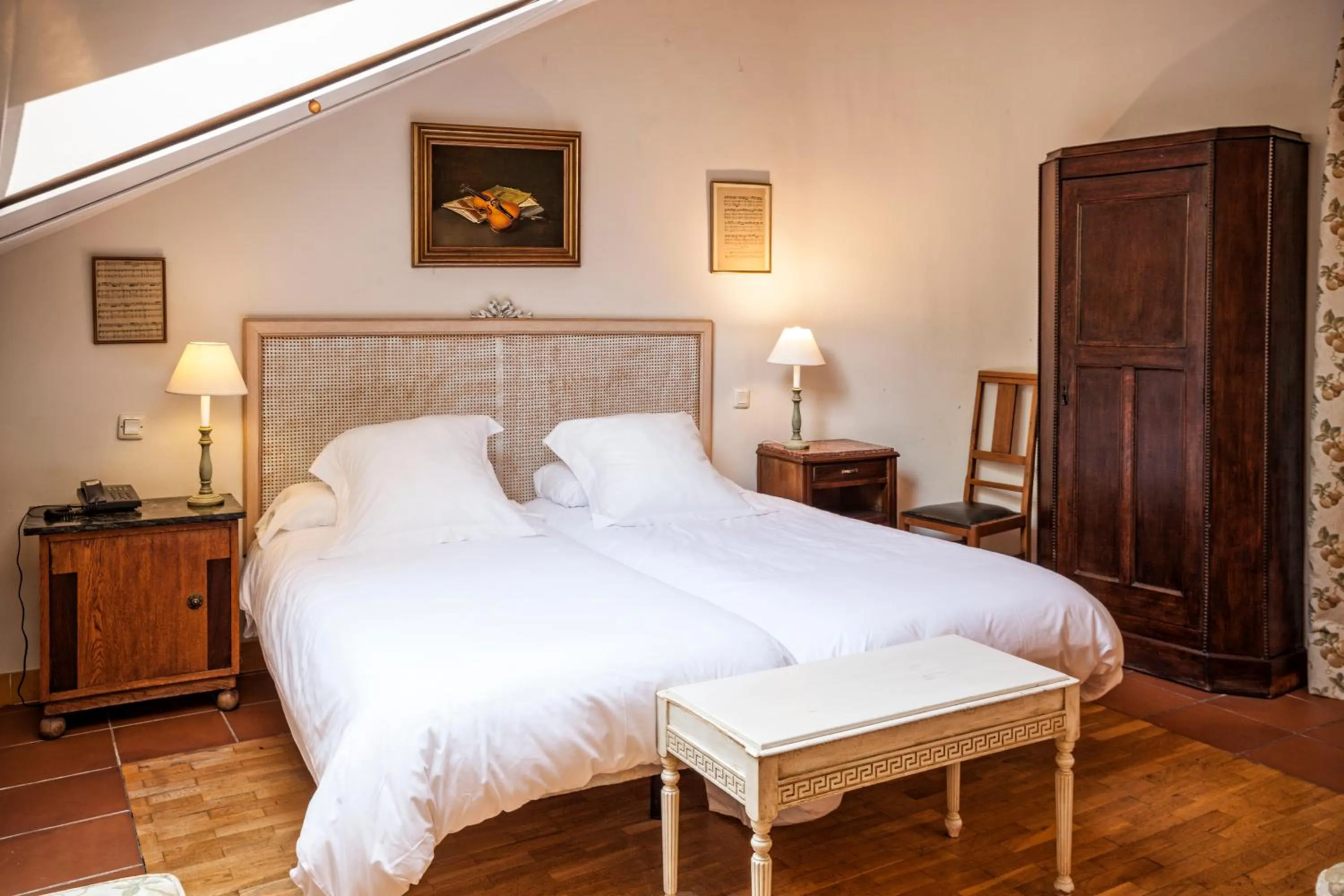 Bed in Hotel Spa Salinas de Imón